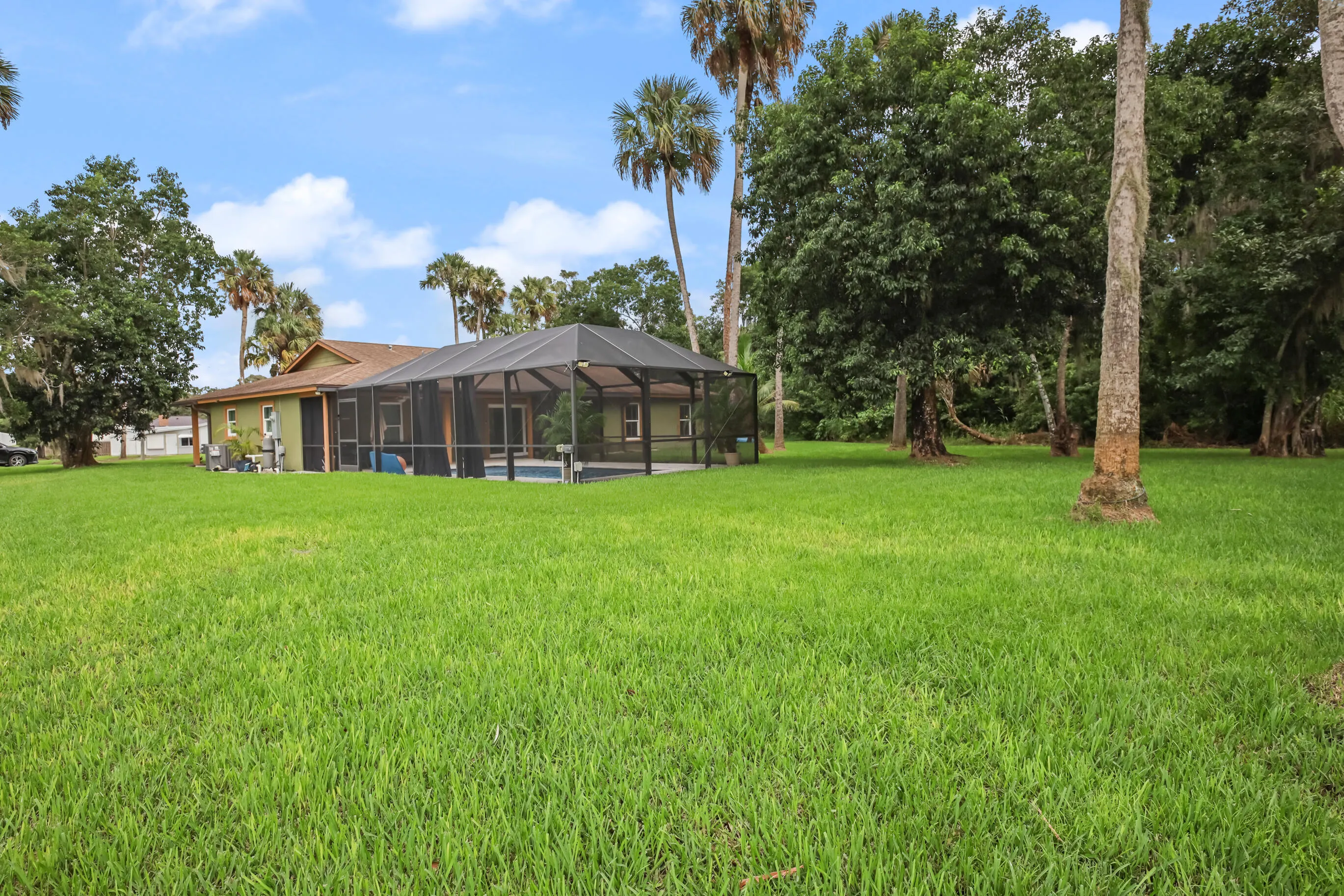15440 SW Palm Drive