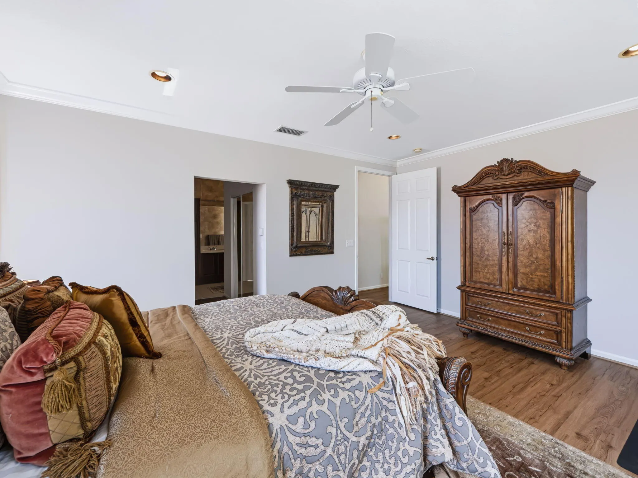 6308 Shadow Tree Lane