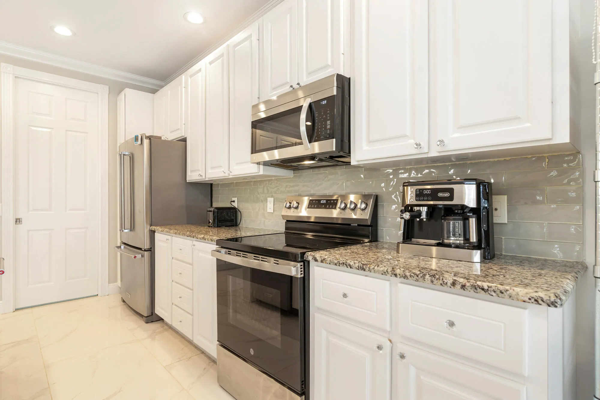 8408 Arima Lane