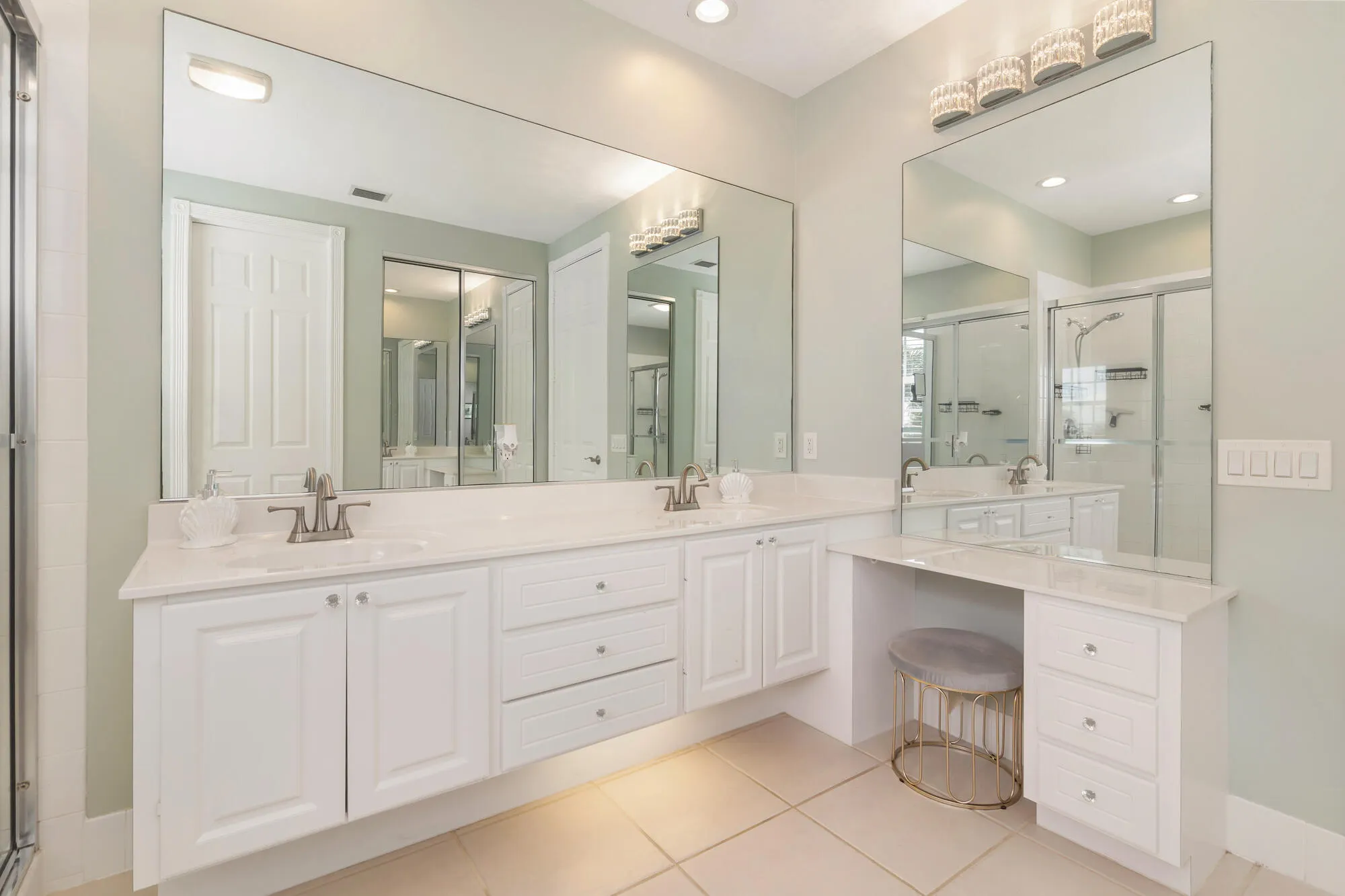 8408 Arima Lane