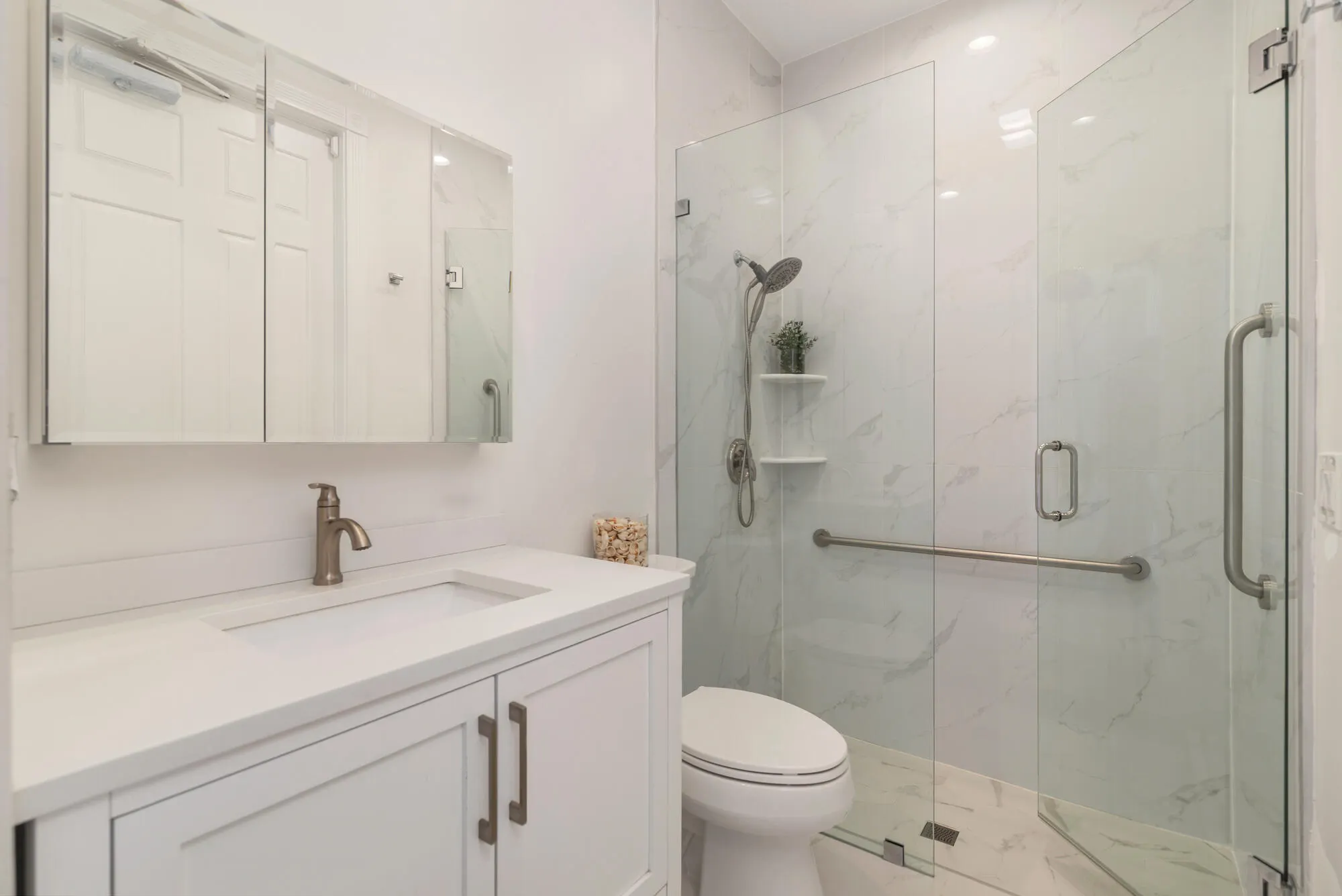 8408 Arima Lane