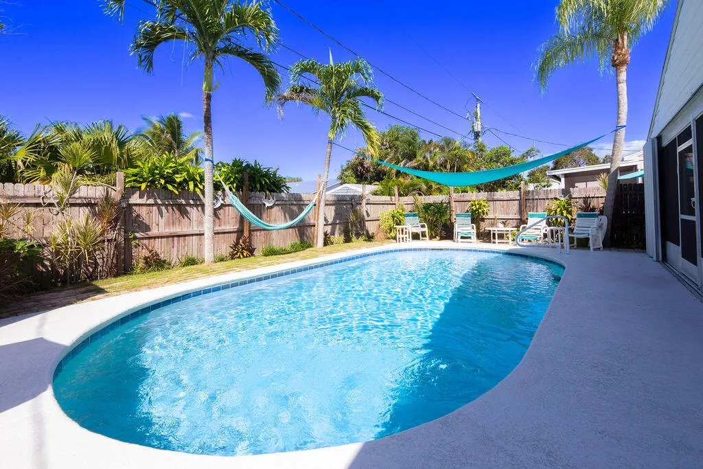 5638 SE MITZI Lane