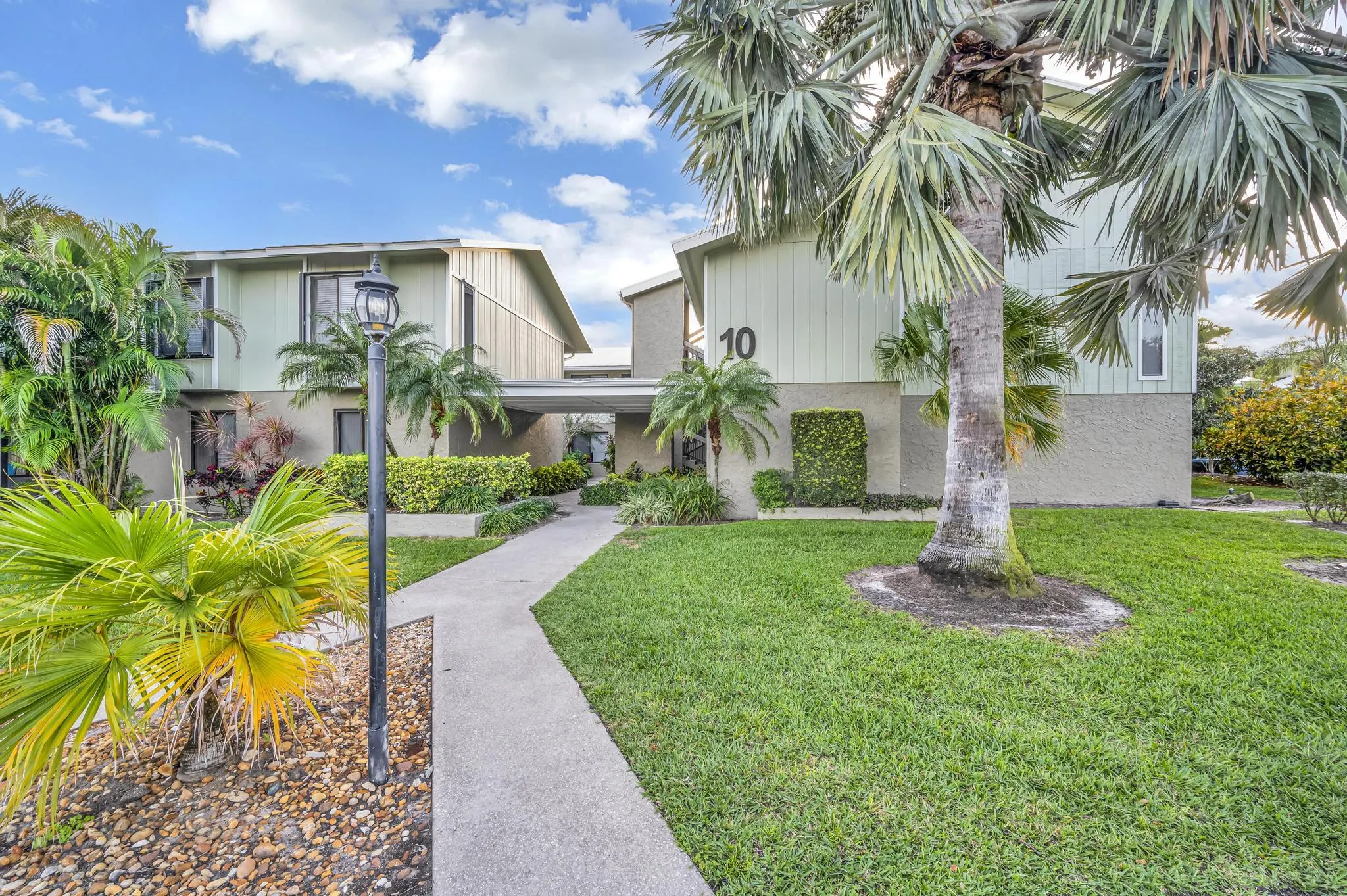 800 NW Fork Road #10-8