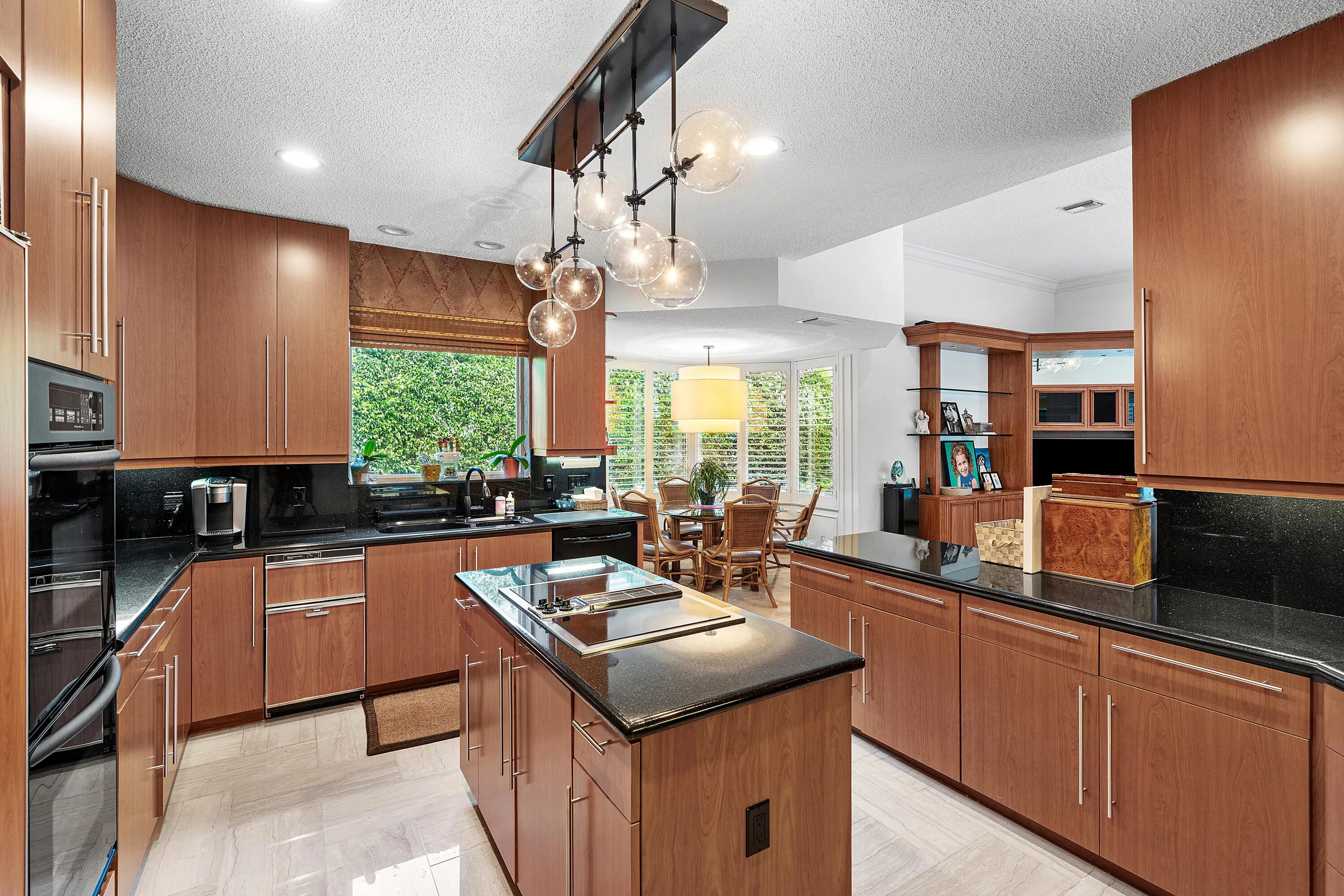 7235 QUEENFERRY Circle