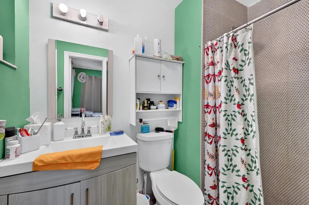 2420 SW 18TH Terrace #1