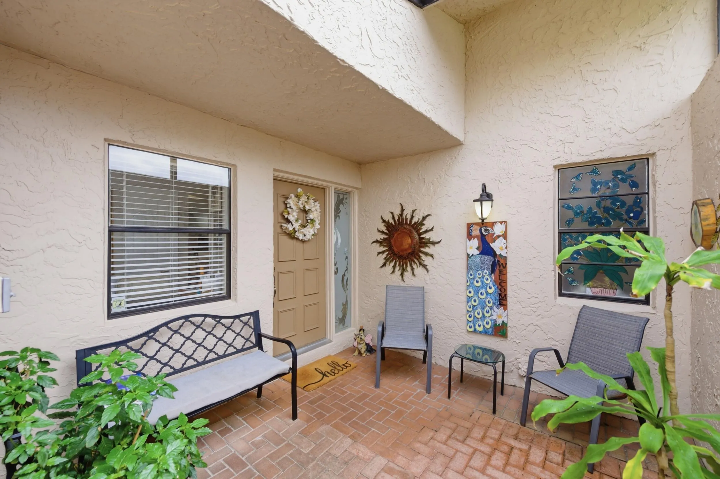 5743 Lakeview Mews Circle