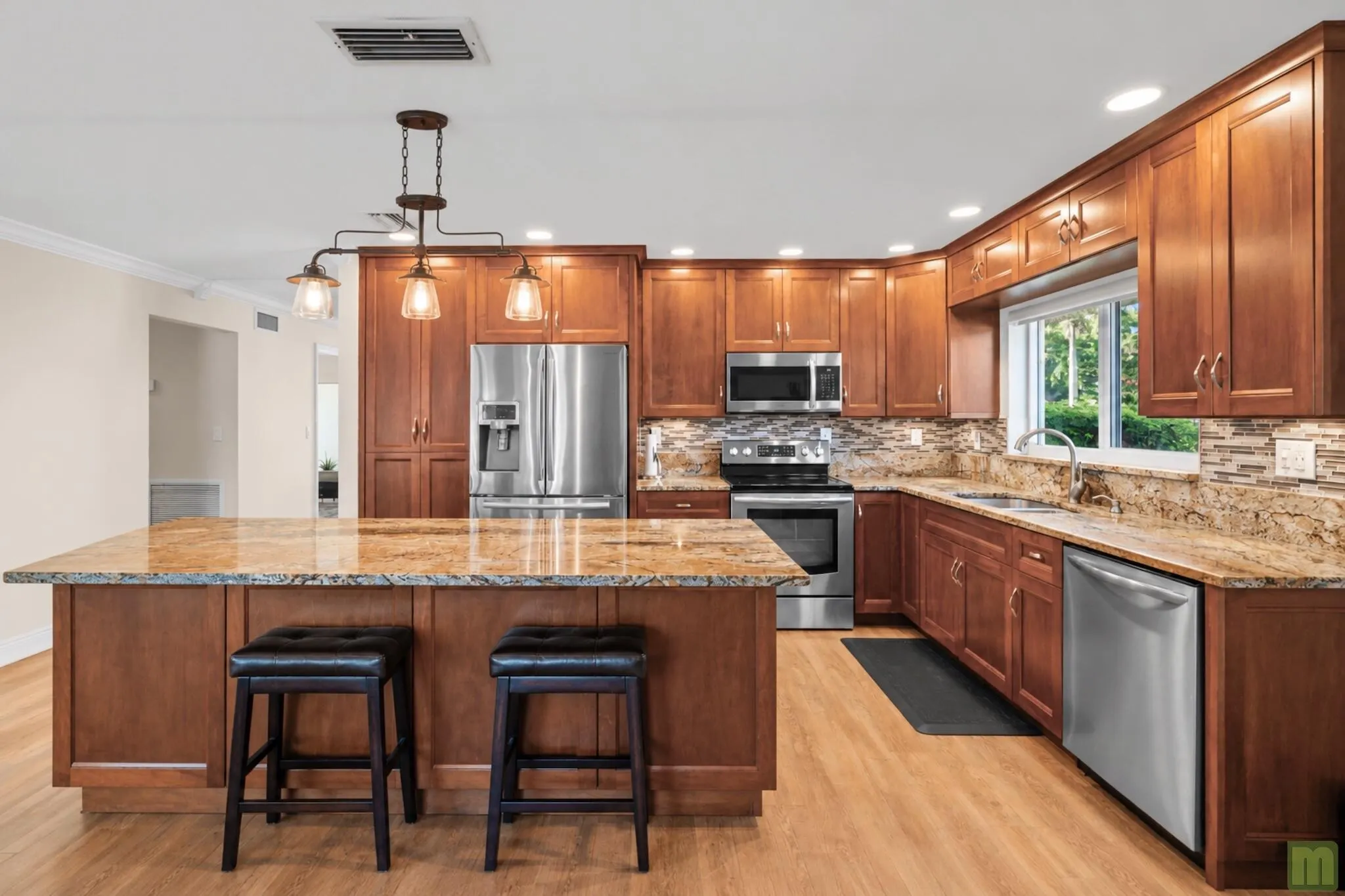 4959 NW 6TH Street