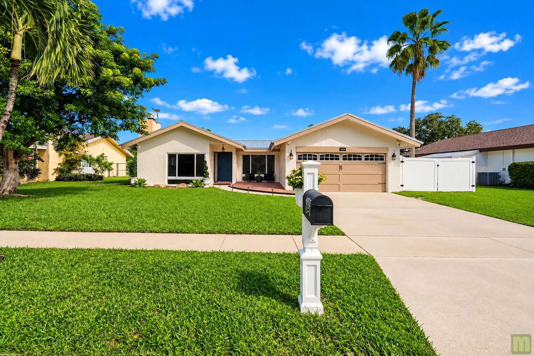 4959 NW 6TH Street