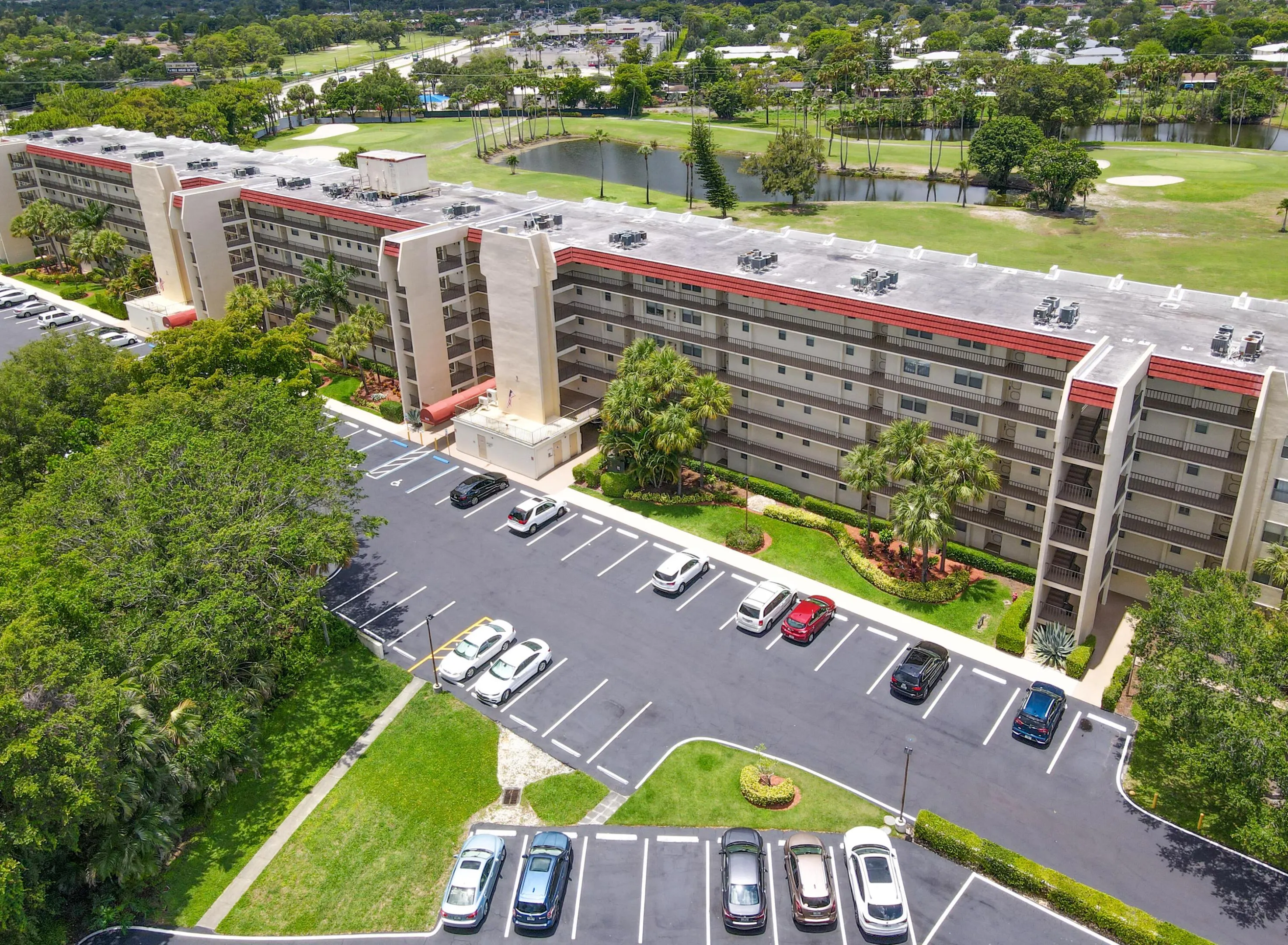 3951 Via Poinciana #211
