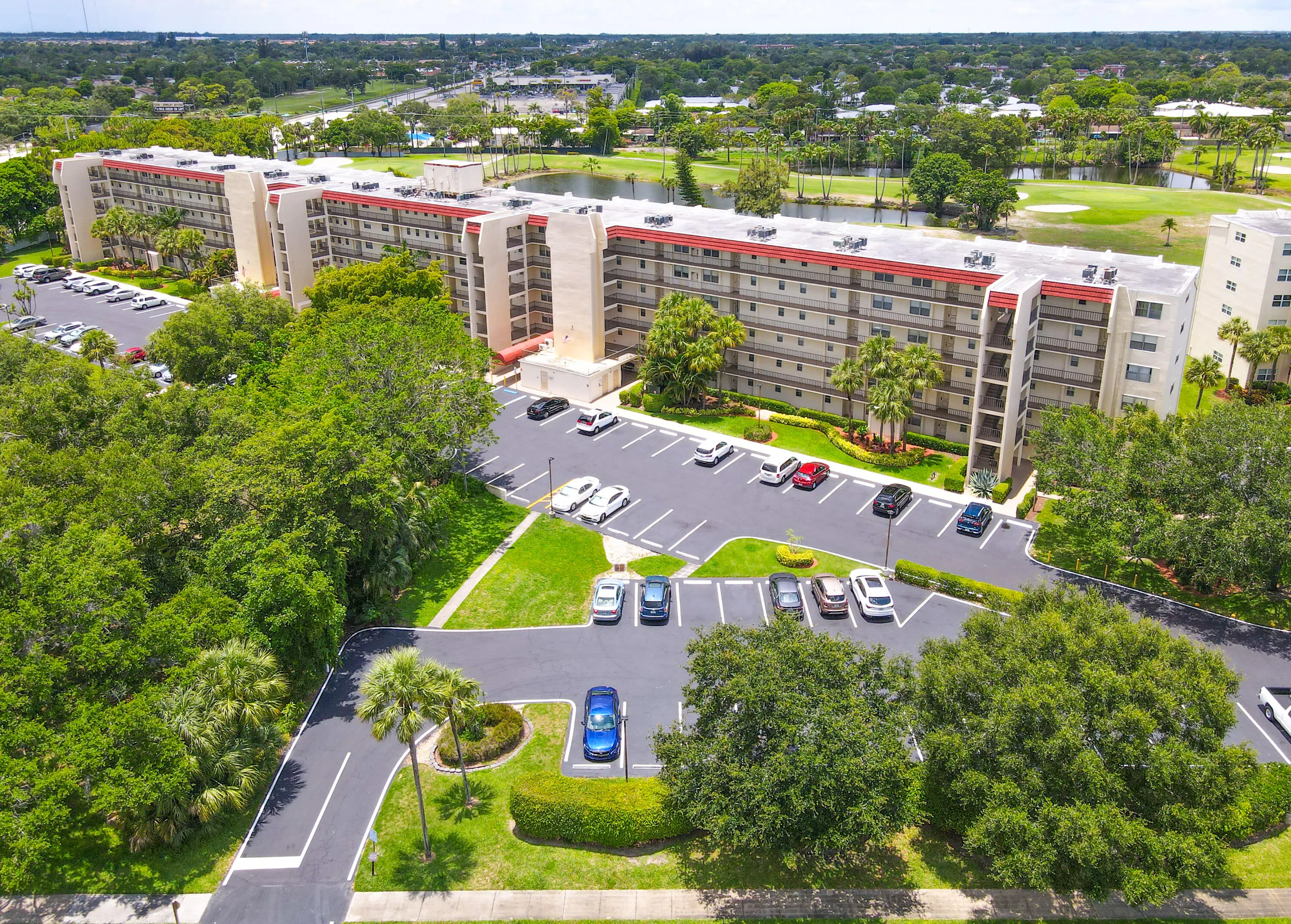3951 Via Poinciana #211