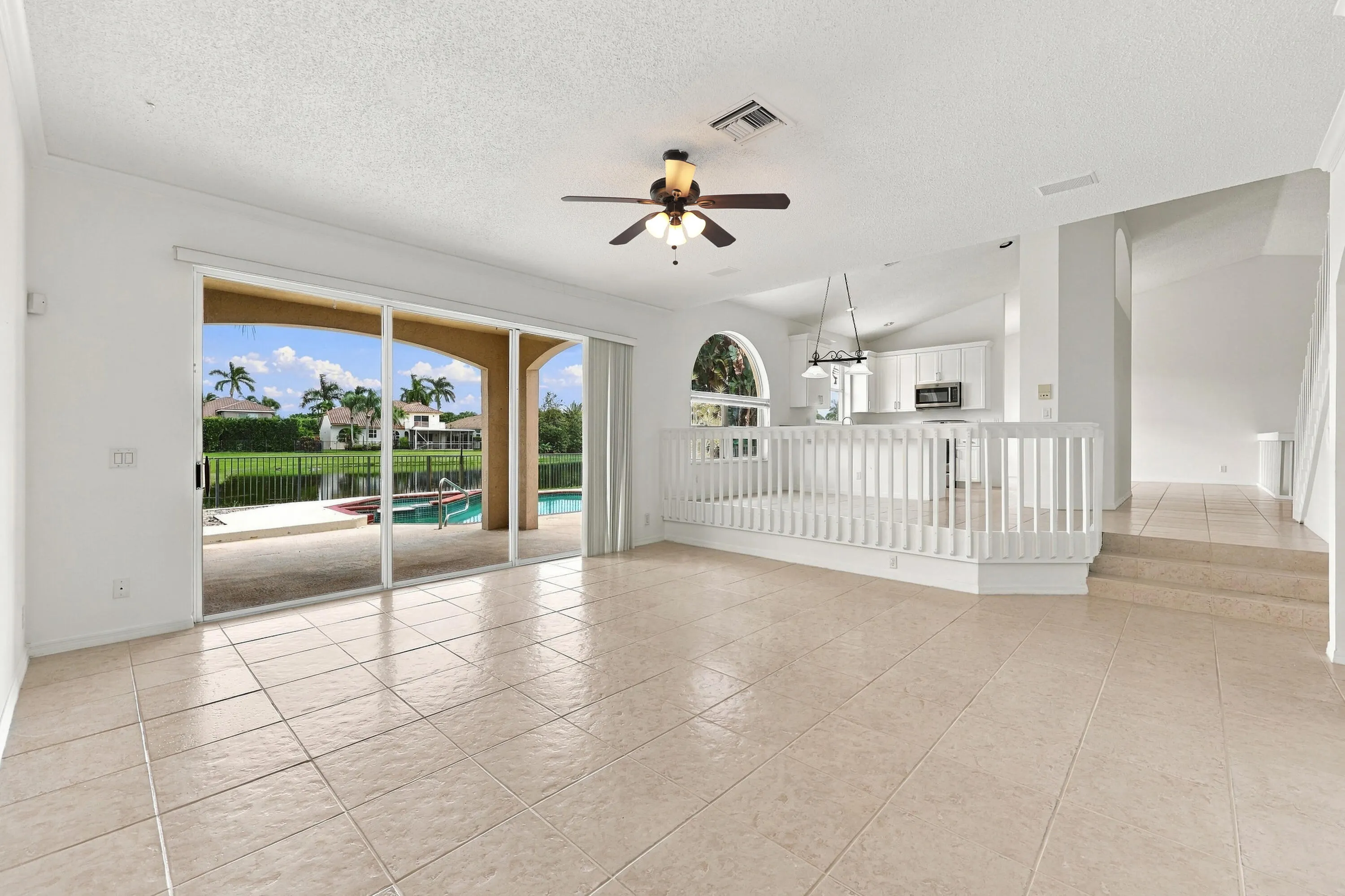 10671 St Thomas Drive