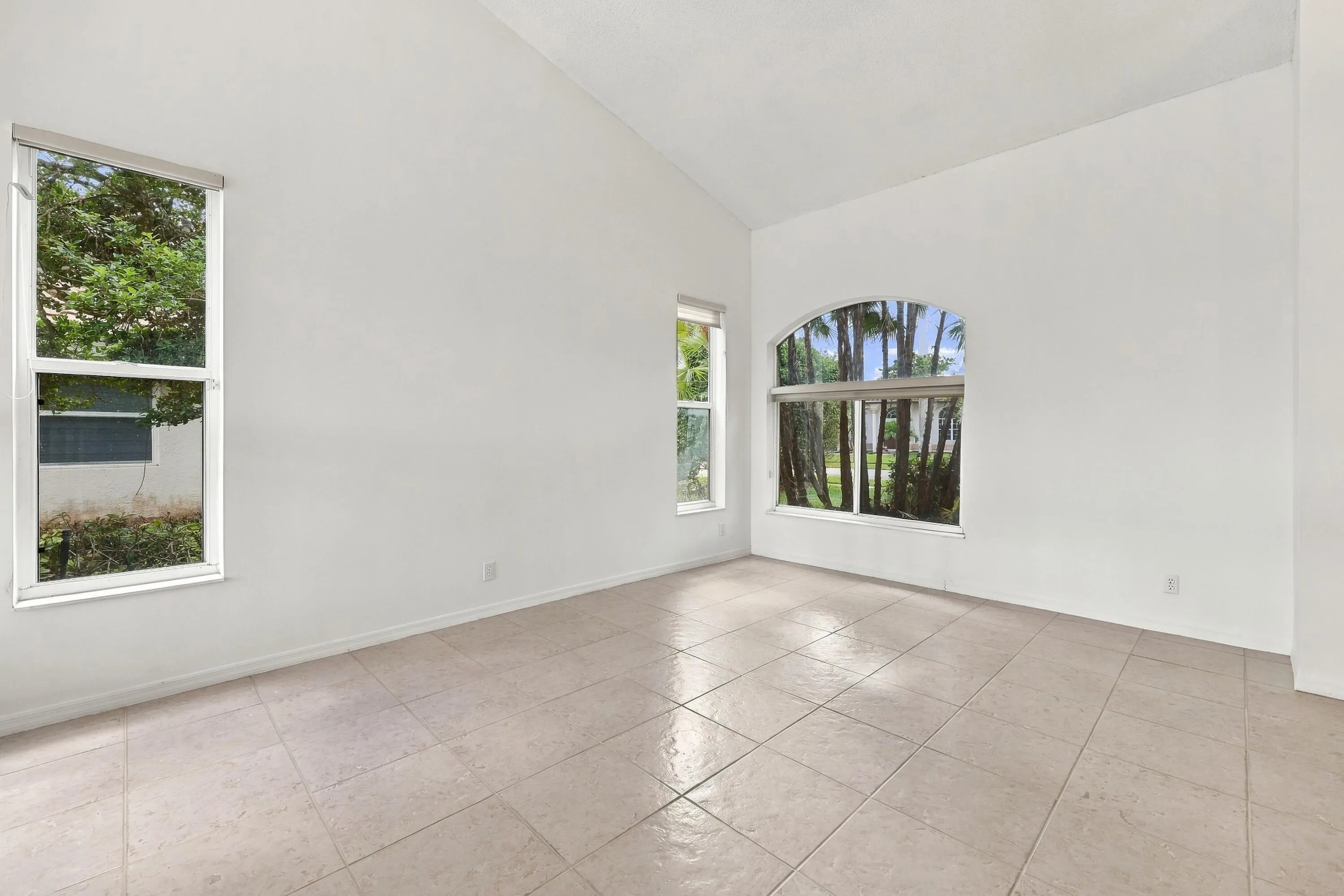 10671 St Thomas Drive