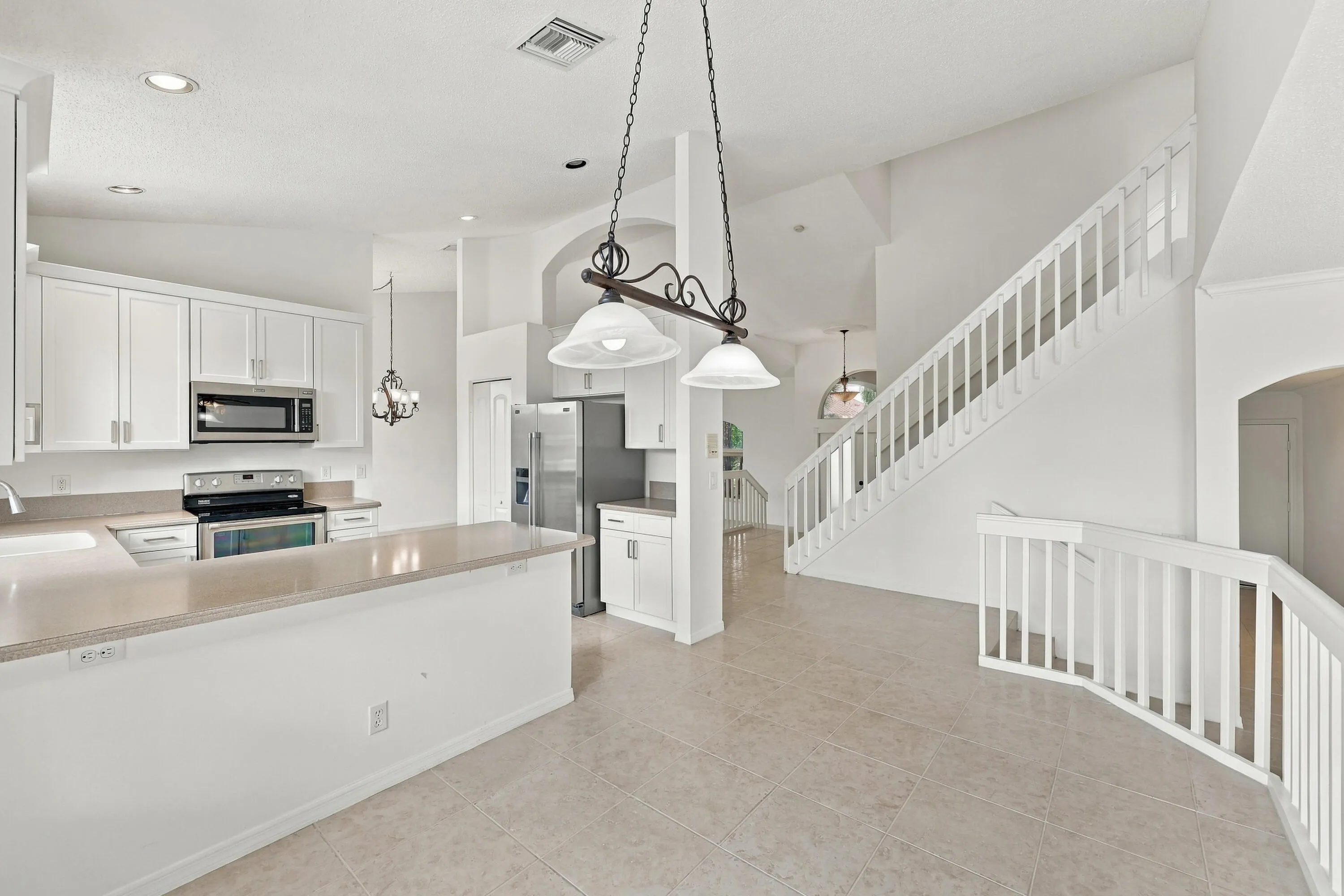 10671 St Thomas Drive