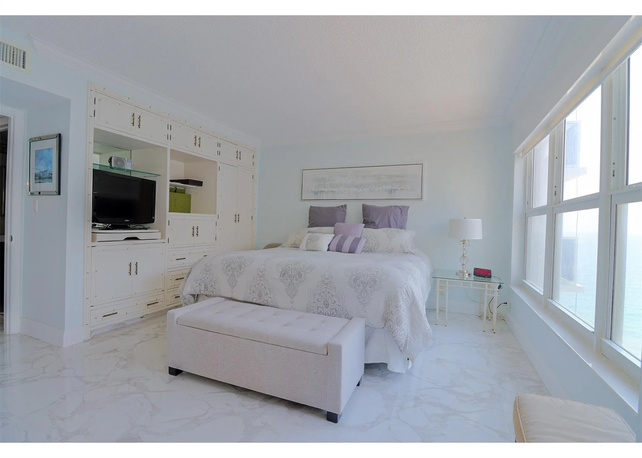 3500 GALT OCEAN Drive #1103