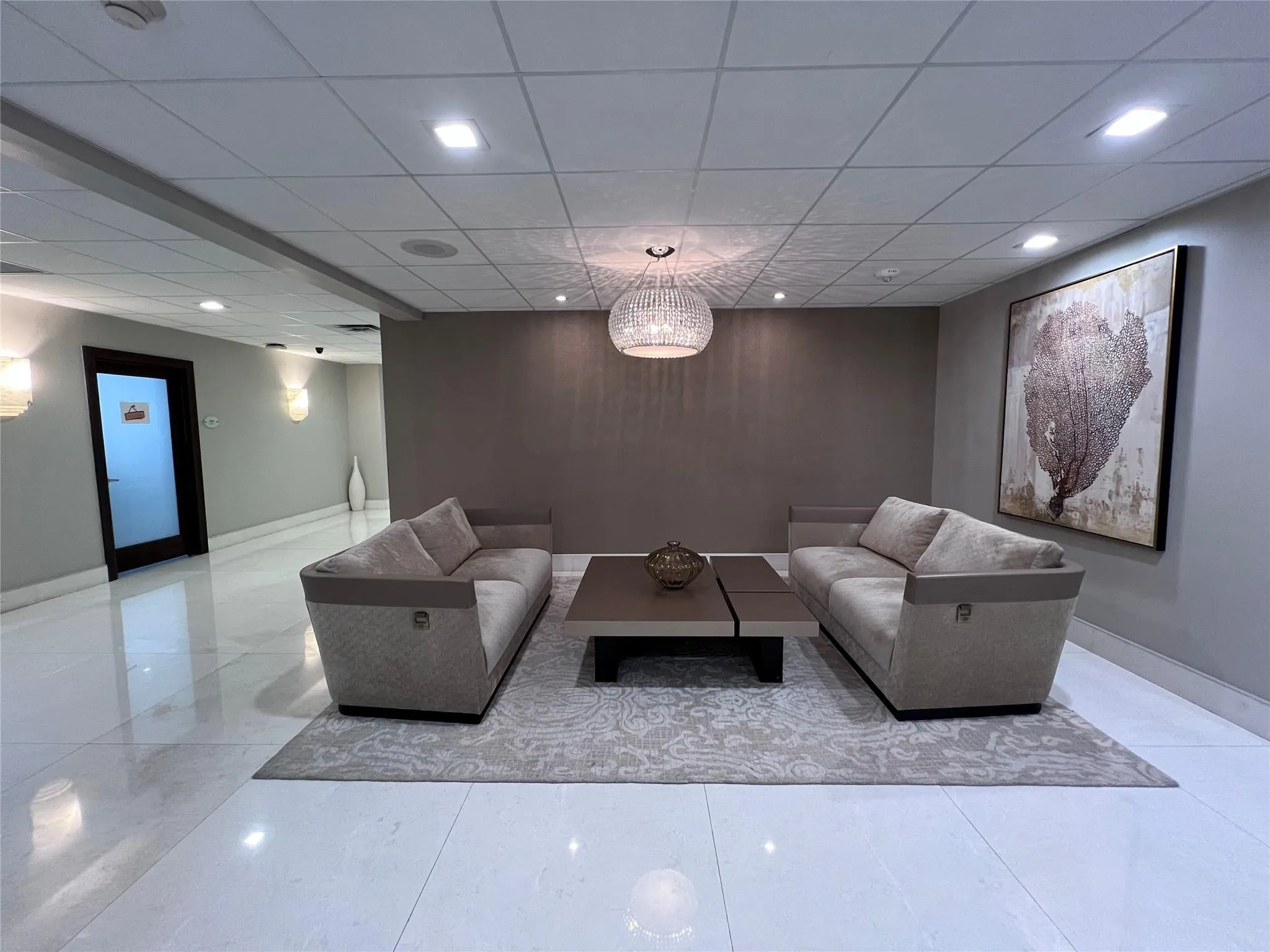3500 GALT OCEAN Drive #1103