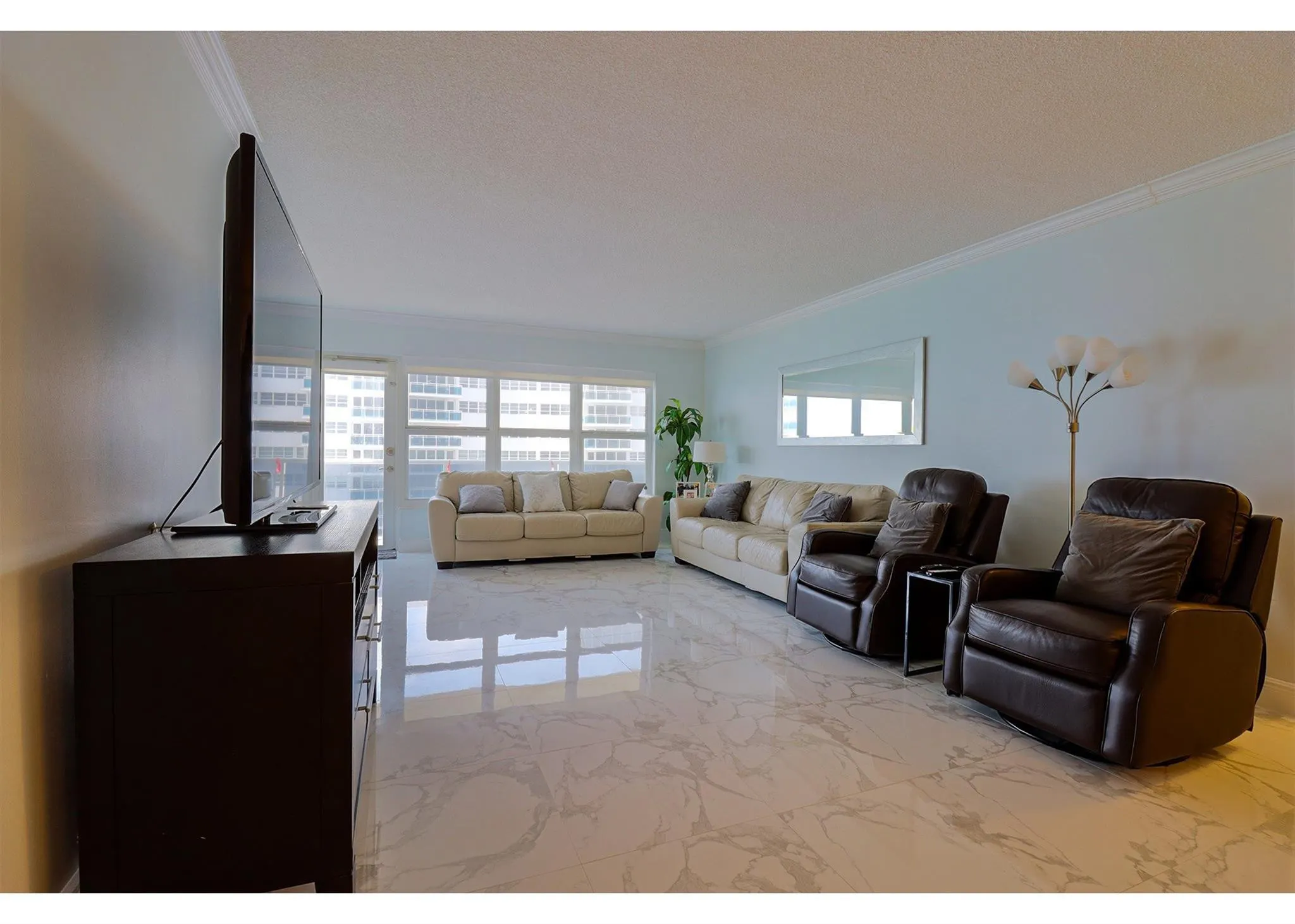 3500 GALT OCEAN Drive #1103