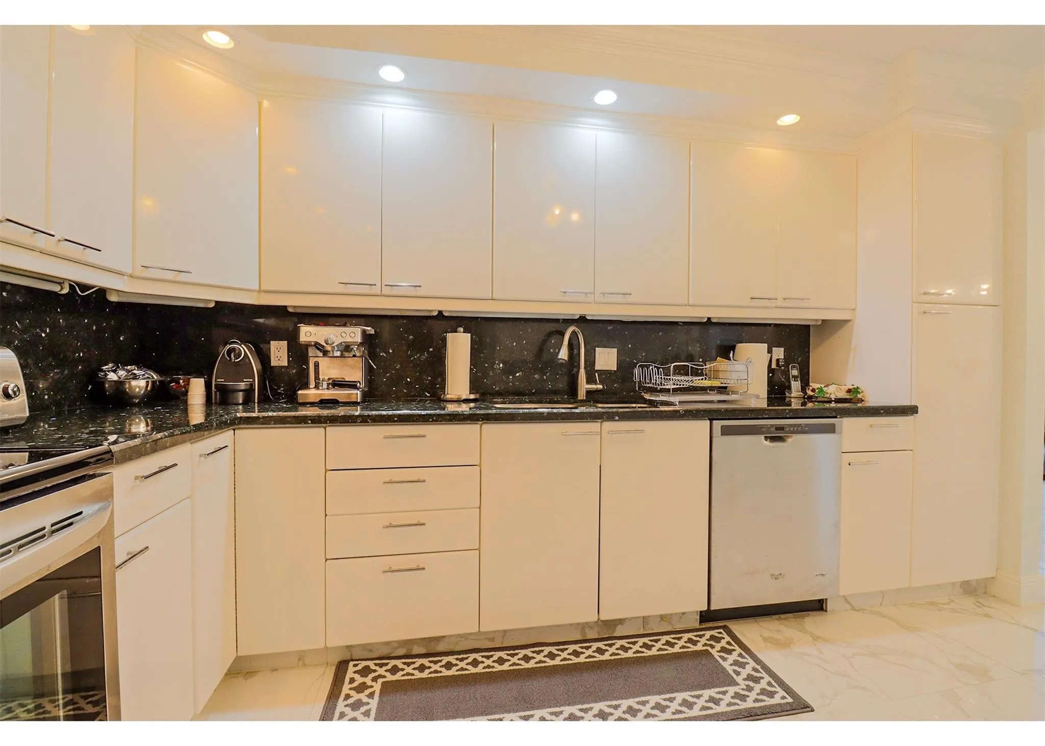 3500 GALT OCEAN Drive #1103