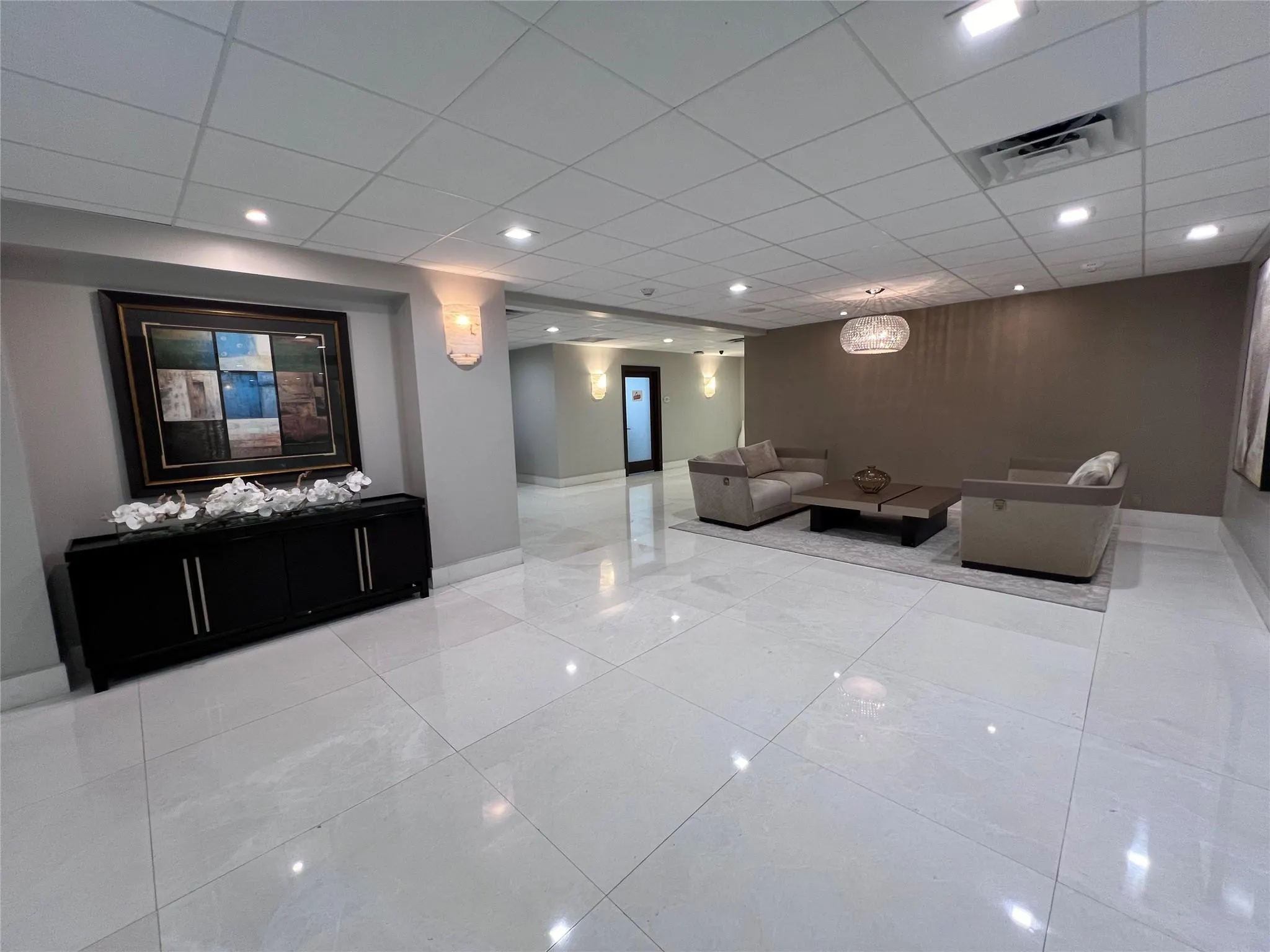 3500 GALT OCEAN Drive #1103