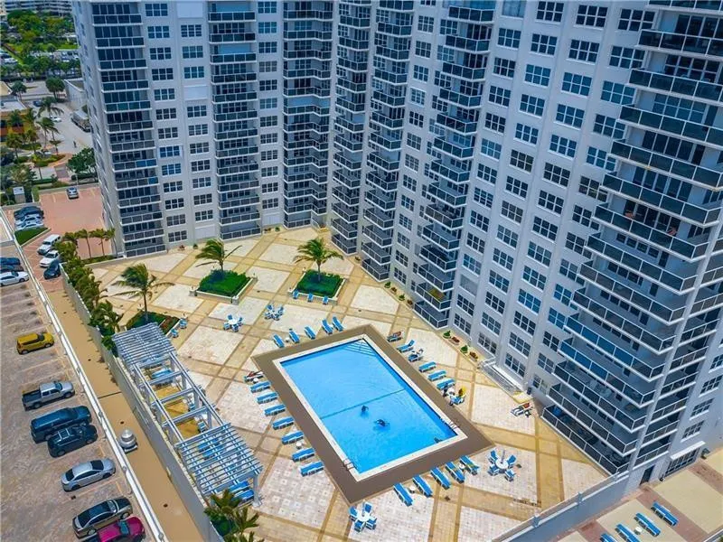 3500 GALT OCEAN Drive #1103