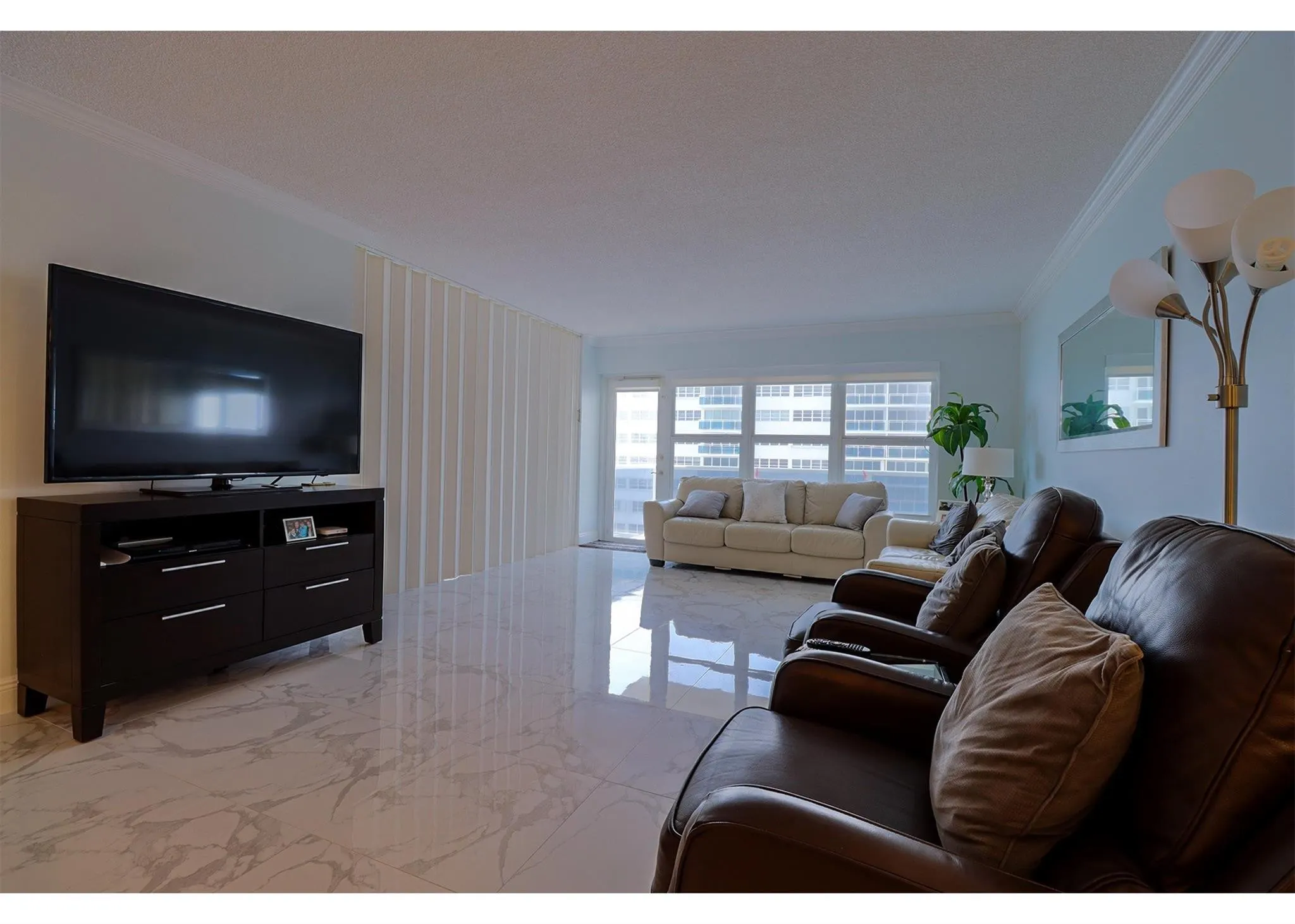 3500 GALT OCEAN Drive #1103