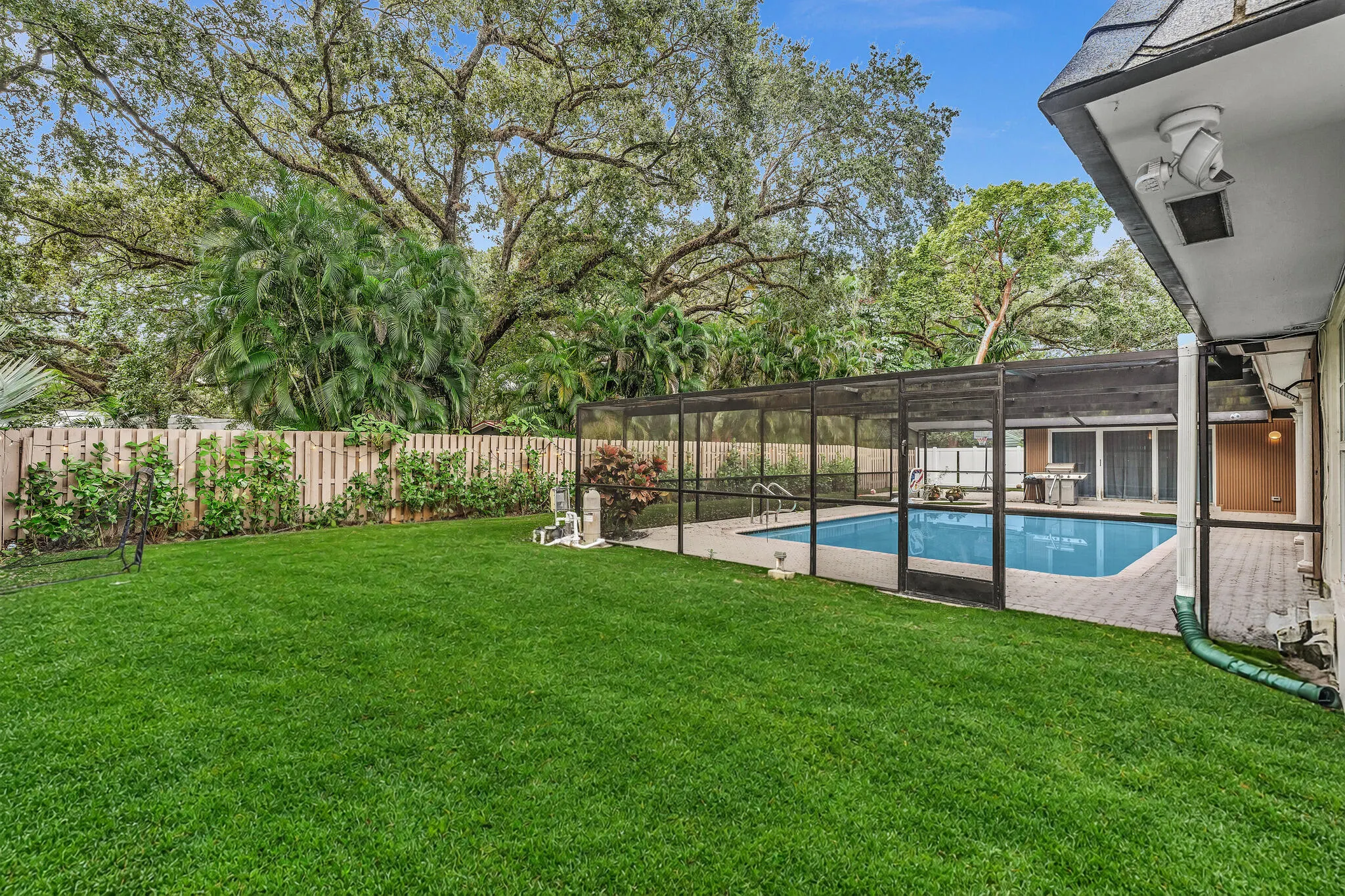 3920 SW 56TH Court