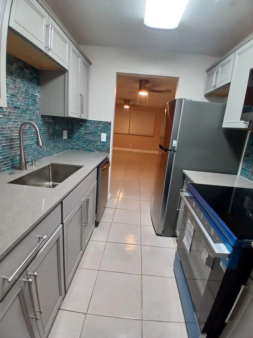 4800 Hollywood Boulevard #3G