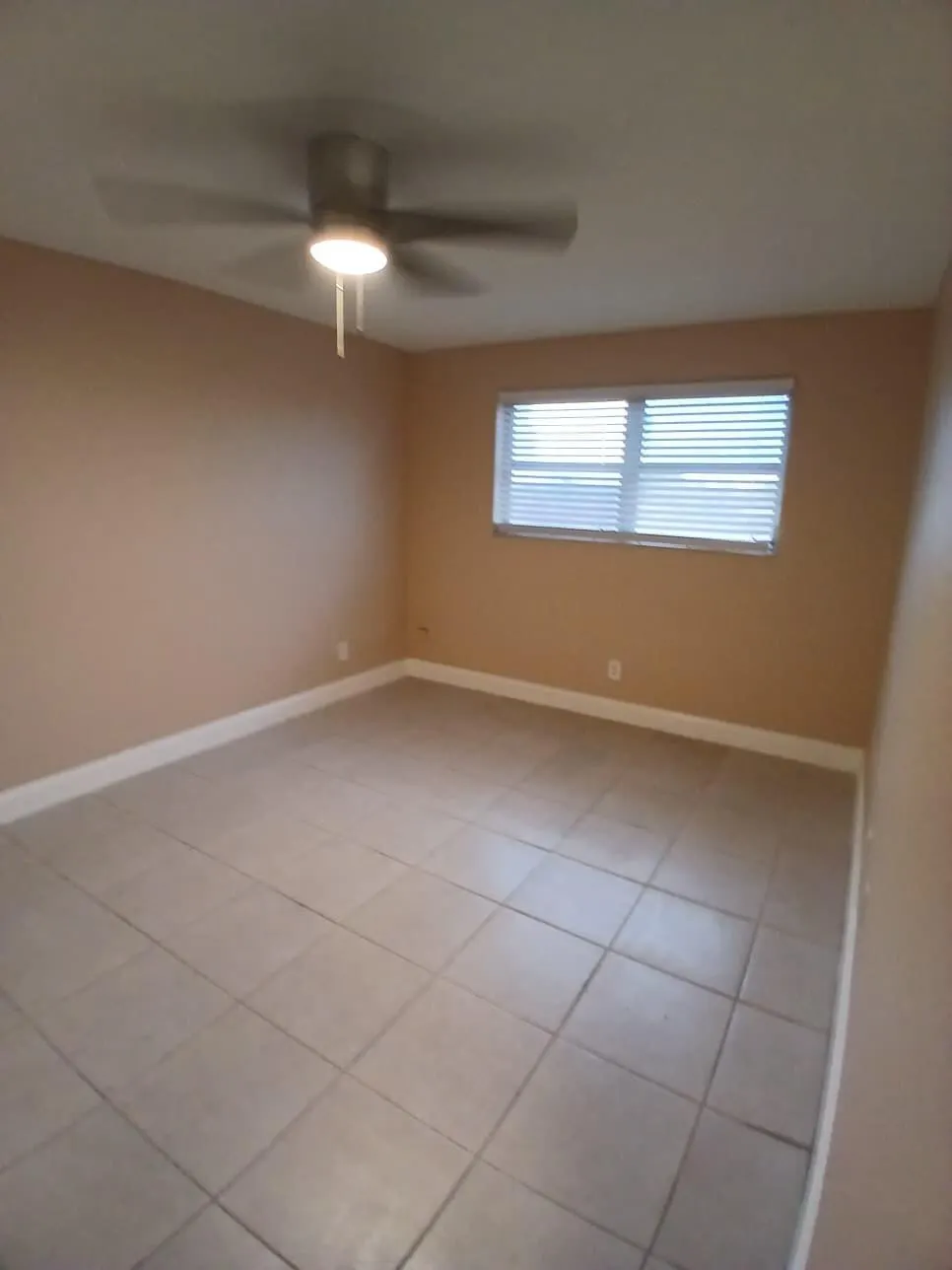 4800 Hollywood Boulevard #3G