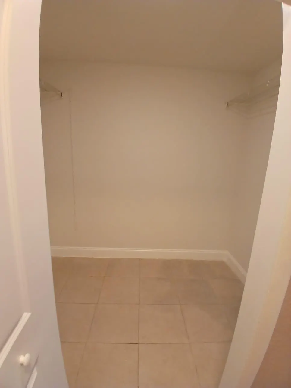 4800 Hollywood Boulevard #3G
