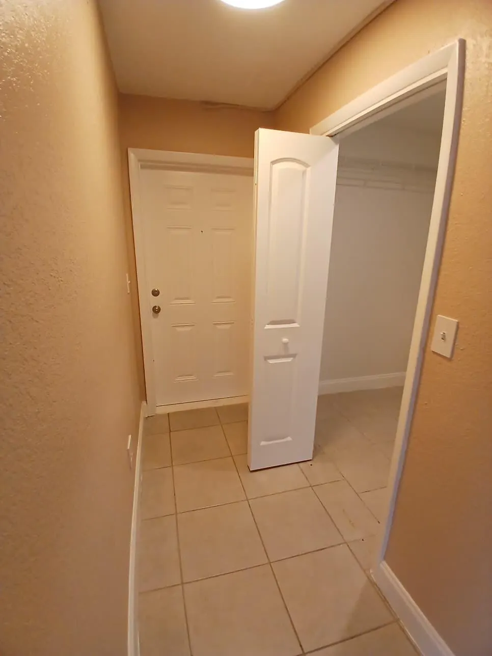 4800 Hollywood Boulevard #3G