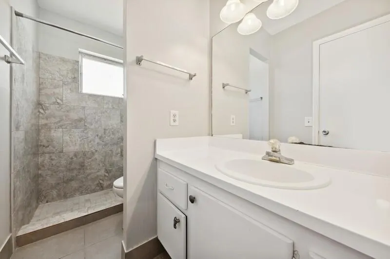 2101 NE 1ST Court #206