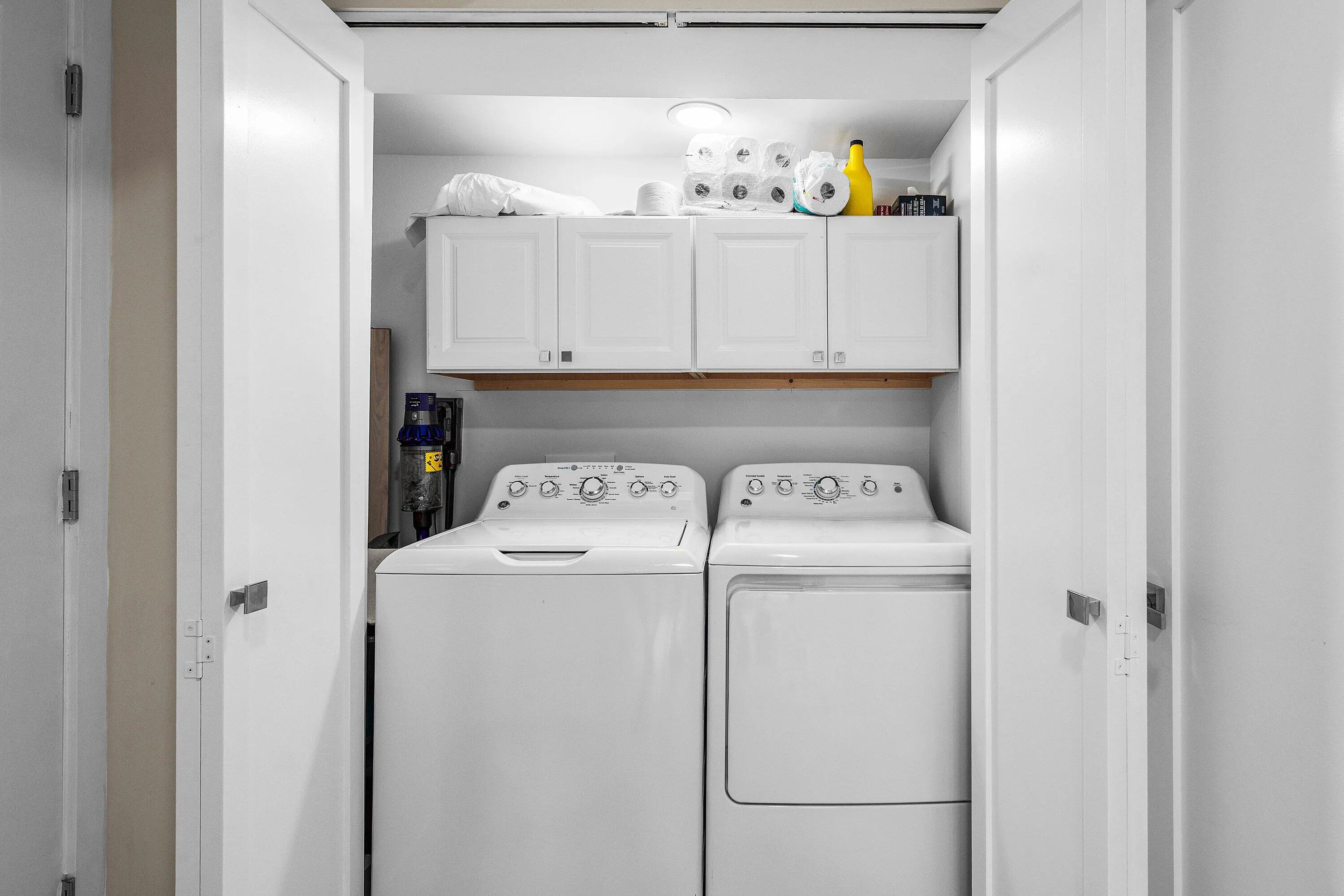 17 SOUTHPORT Lane #G