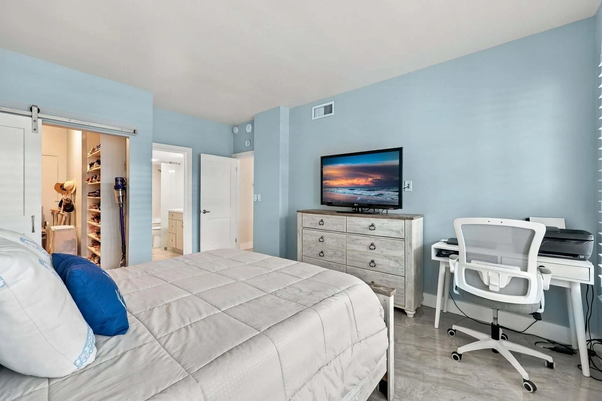 1620 S OCEAN Boulevard #1E