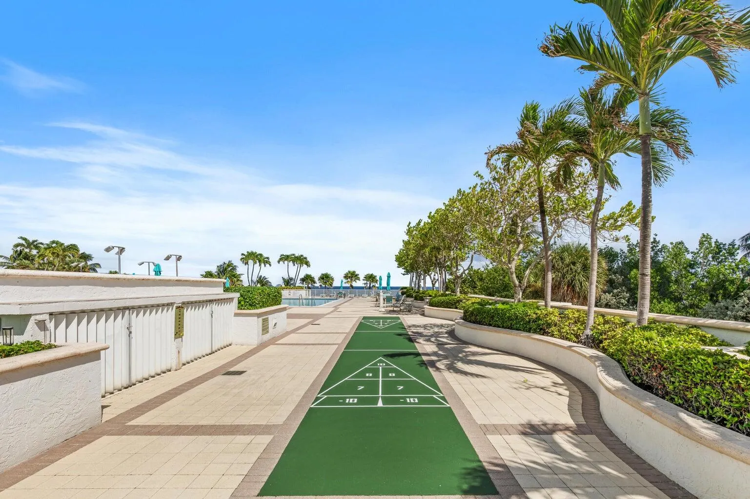 1620 S OCEAN Boulevard #1E
