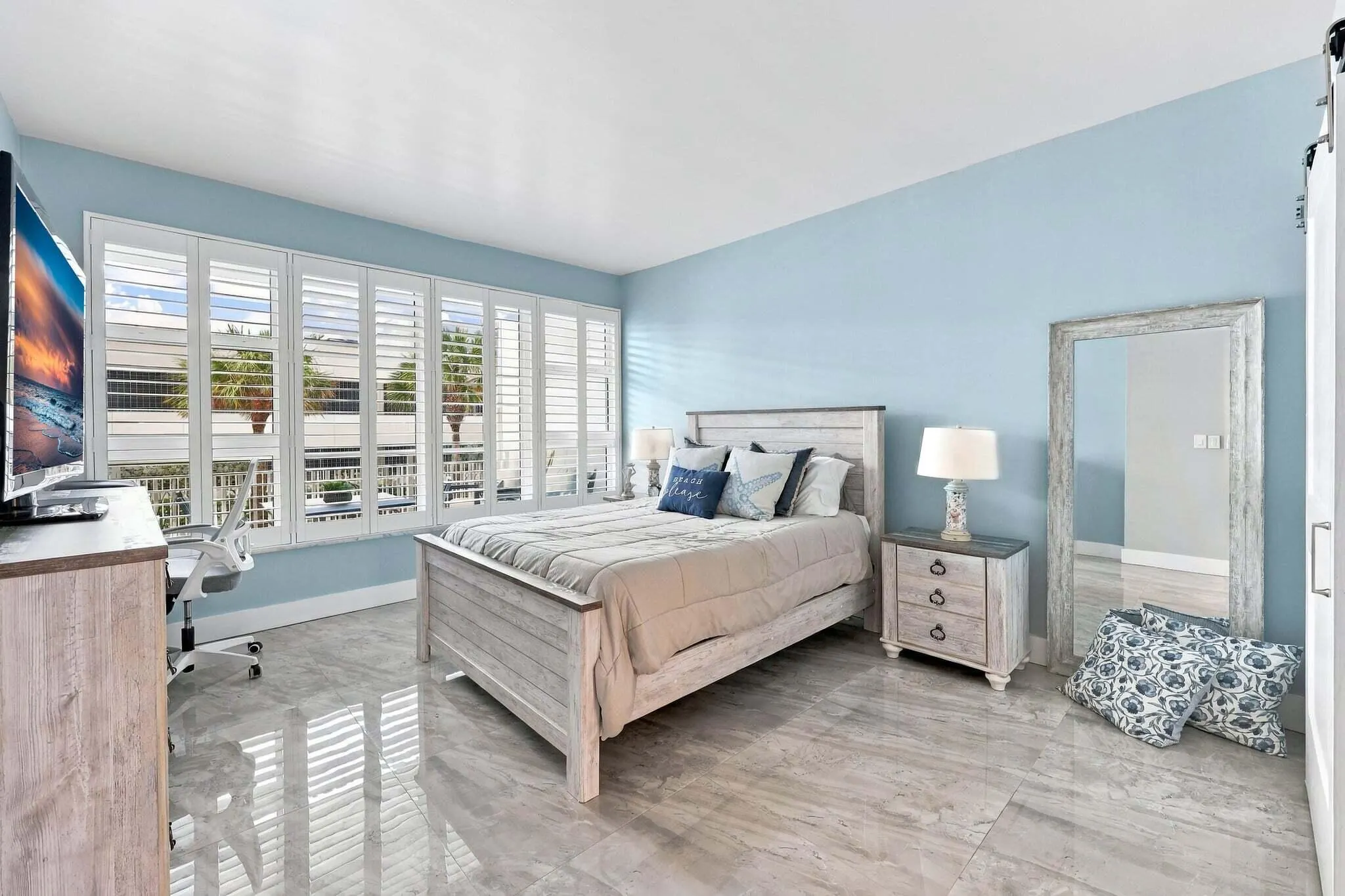 1620 S OCEAN Boulevard #1E