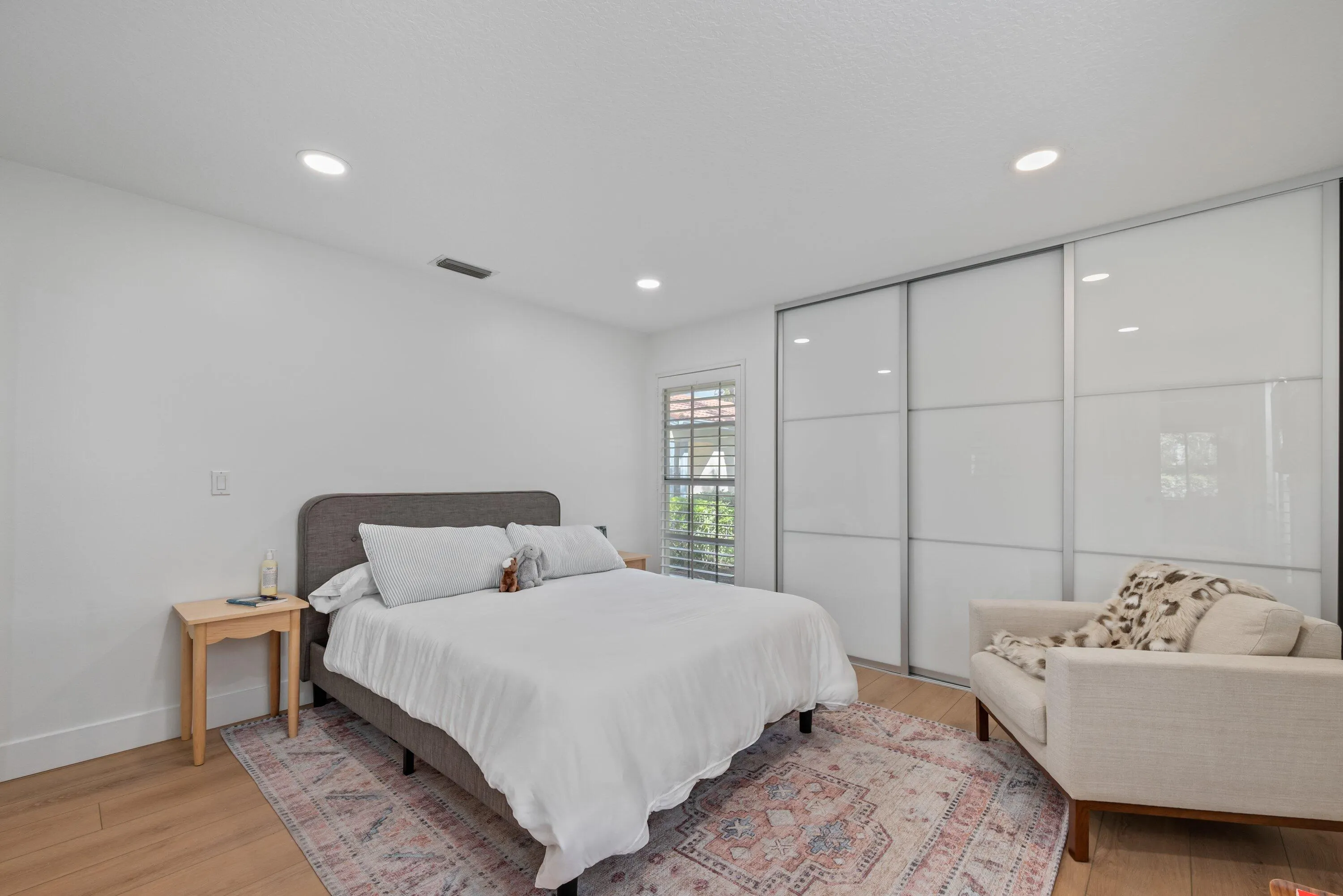 2236 Las Casitas Drive
