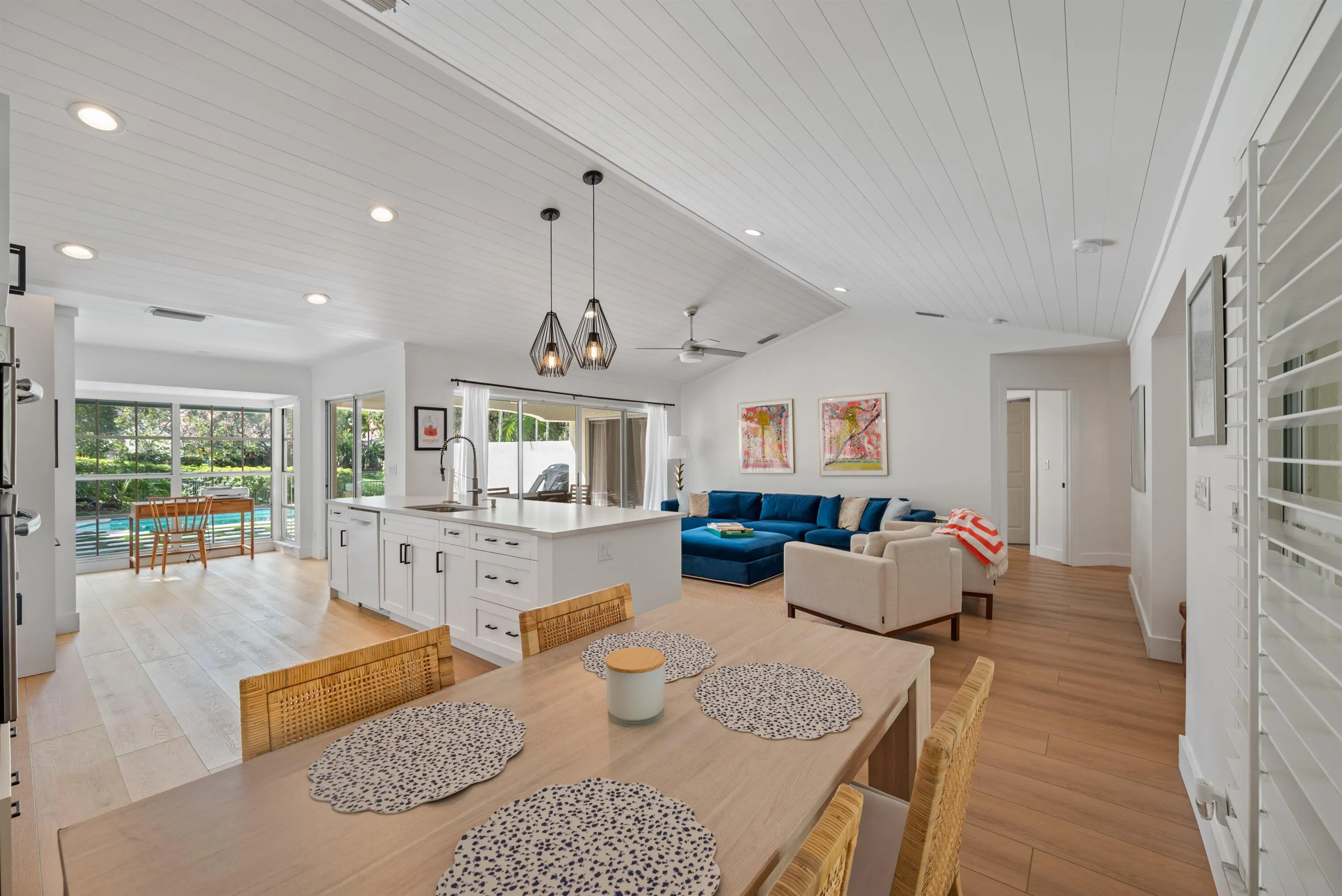 2236 Las Casitas Drive