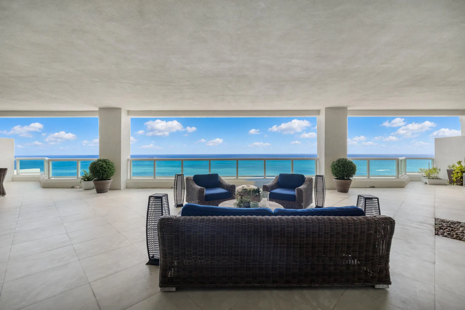 101 S Fort Lauderdale Beach Boulevard ##2703