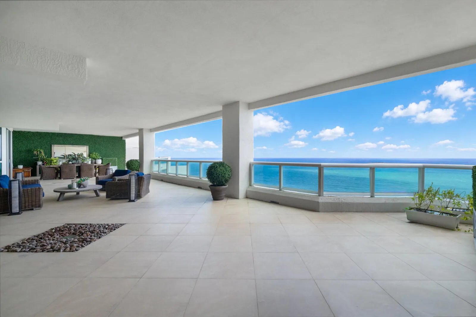101 S Fort Lauderdale Beach Boulevard ##2703