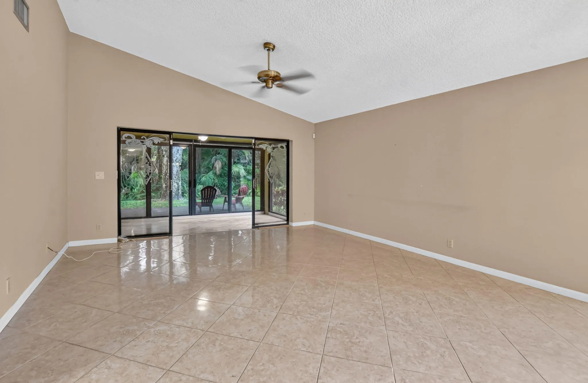 2600 ALOE Avenue