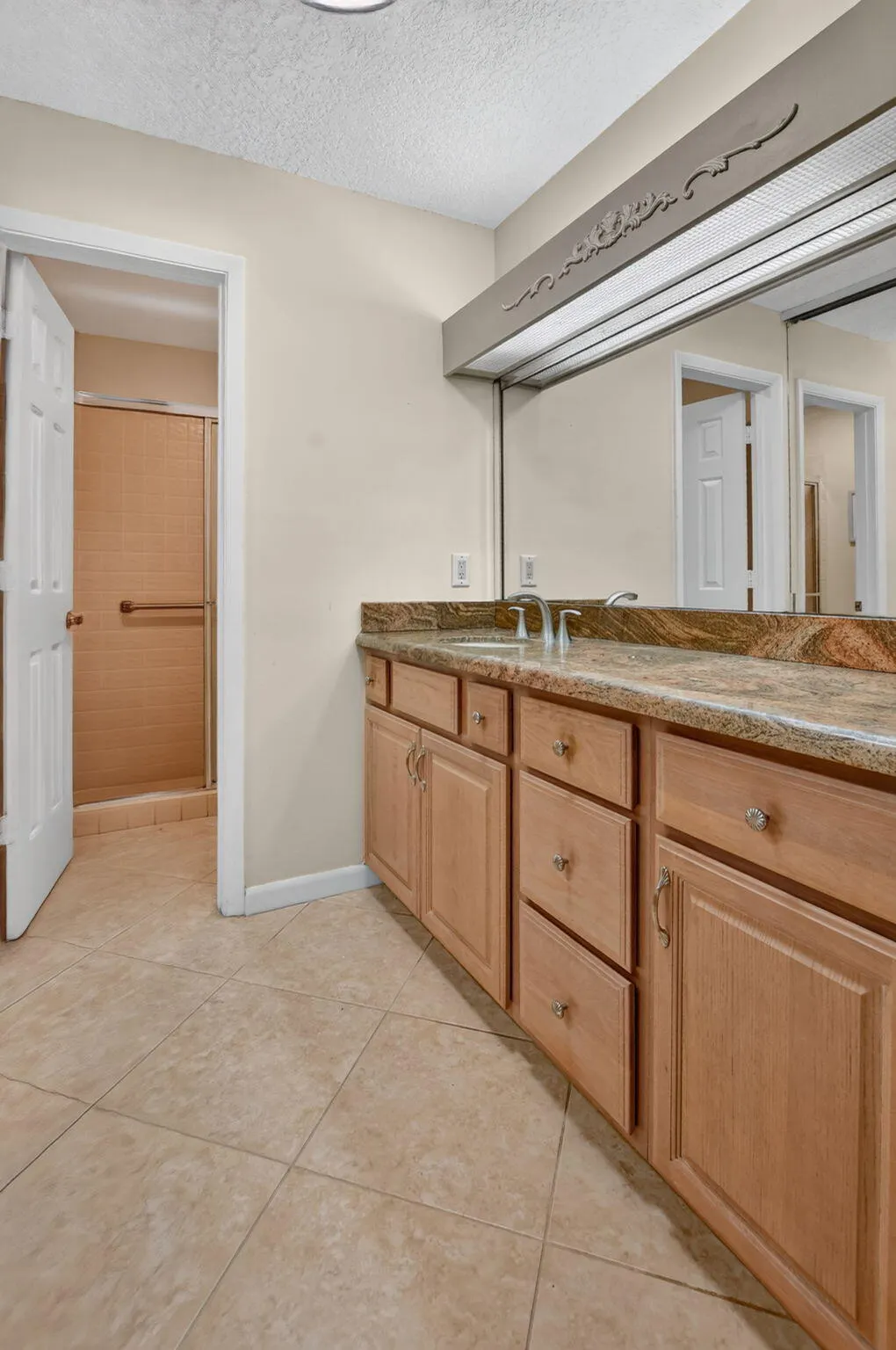 2600 ALOE Avenue