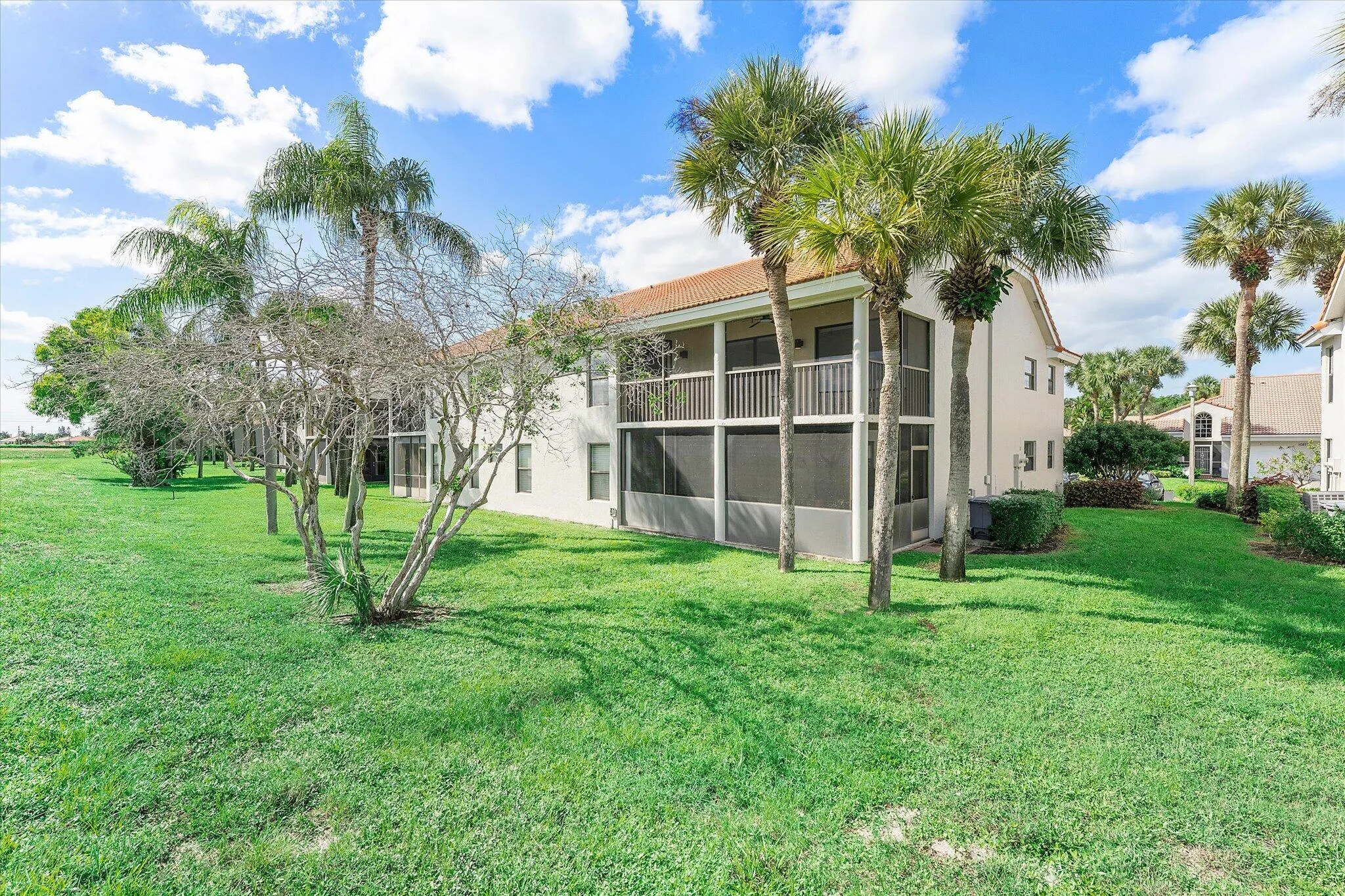 10890 Lakemore Lane #Unit 201
