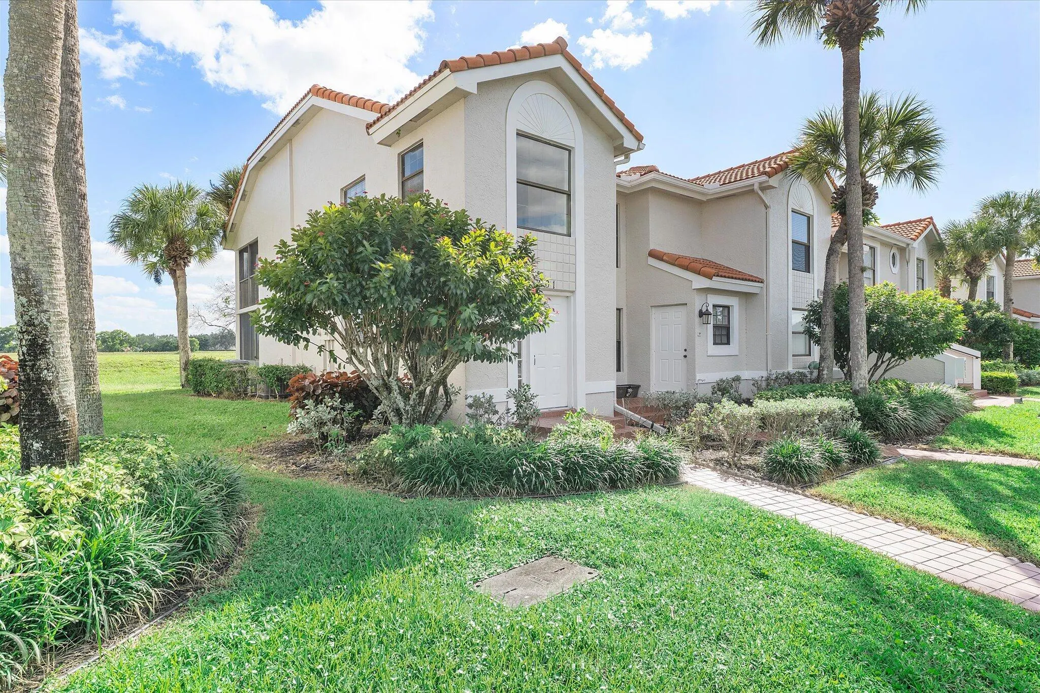 10890 Lakemore Lane #Unit 201