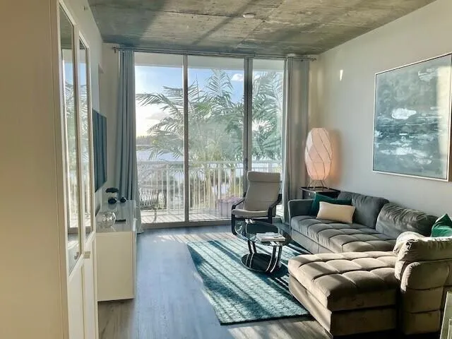 300 S AUSTRALIAN Avenue #328