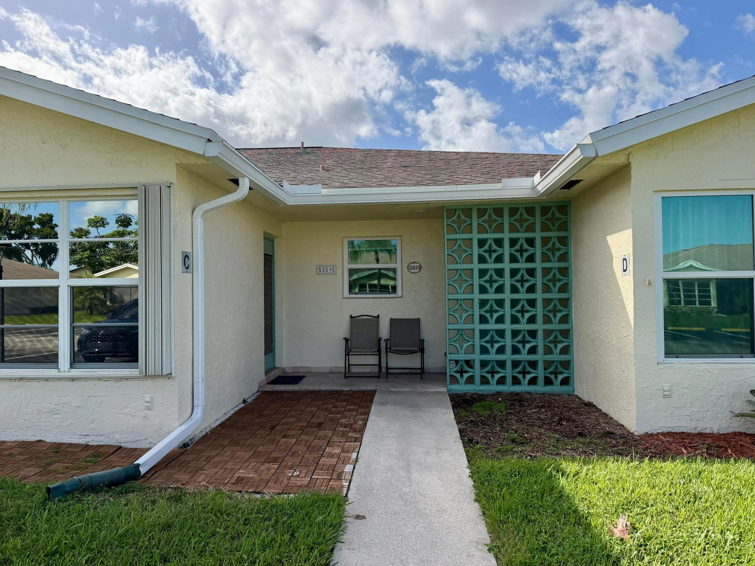 5289 LAKEFRONT Boulevard #C