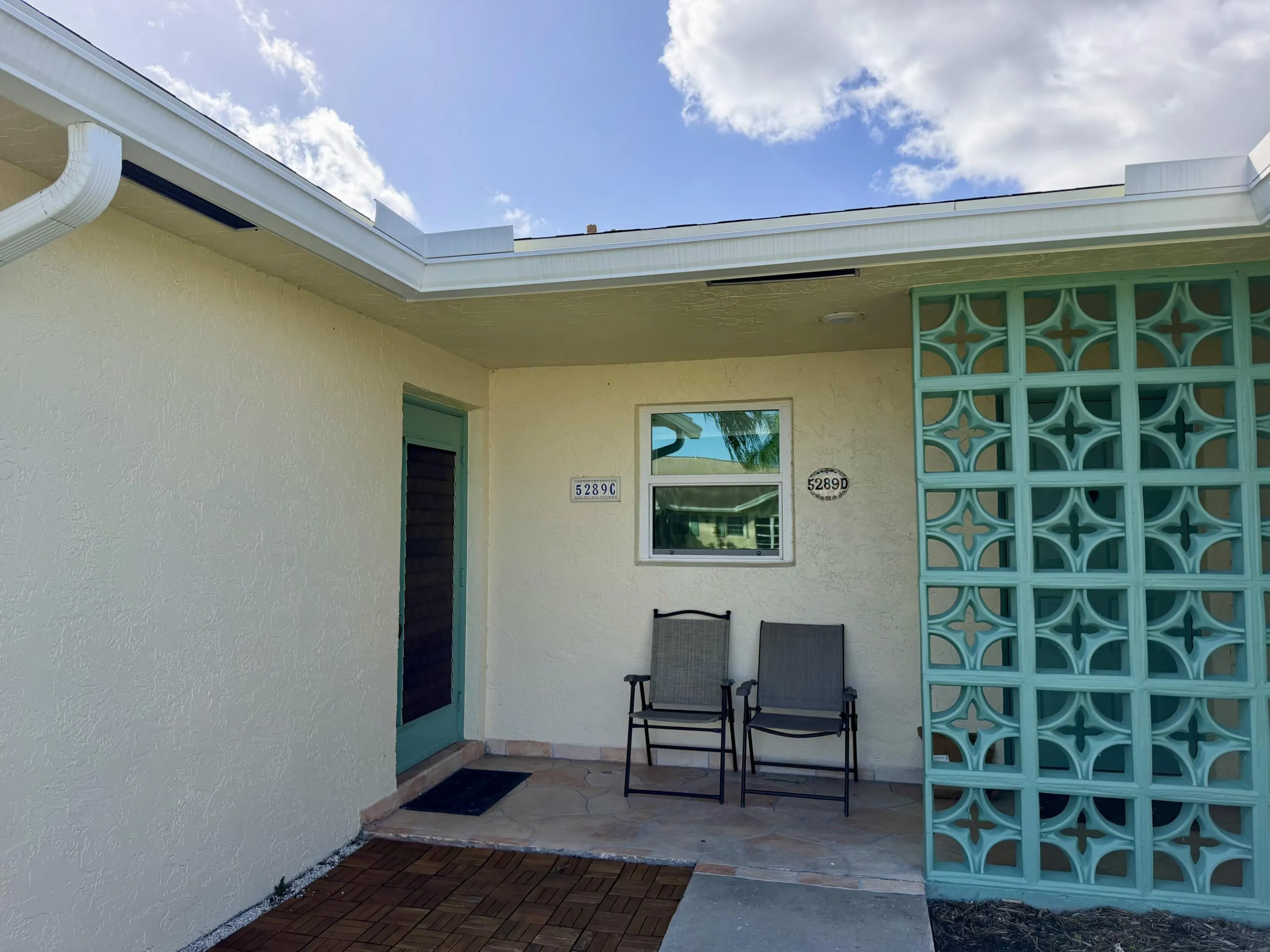 5289 LAKEFRONT Boulevard #C
