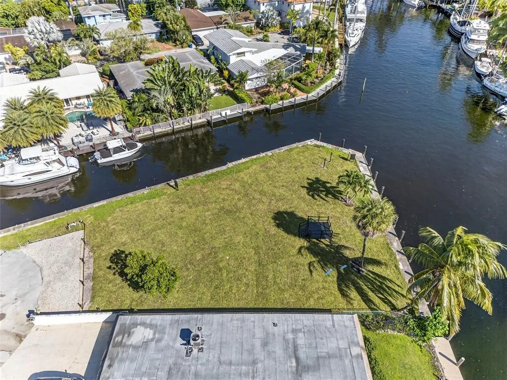 522 SW 9TH Terrace