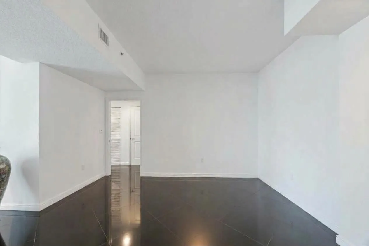 450 N FEDERAL Highway #610