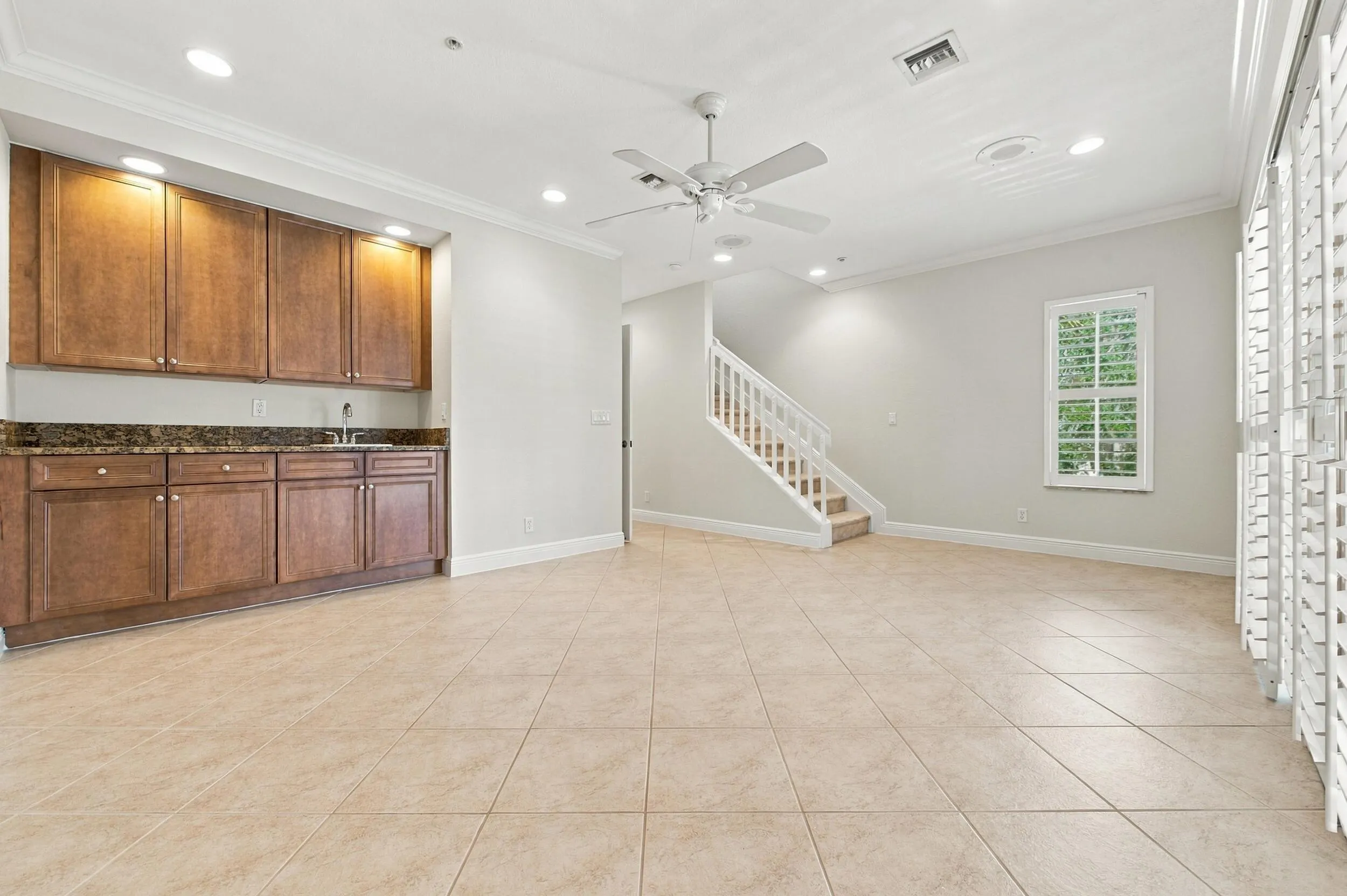 601 S Federal Highway #25
