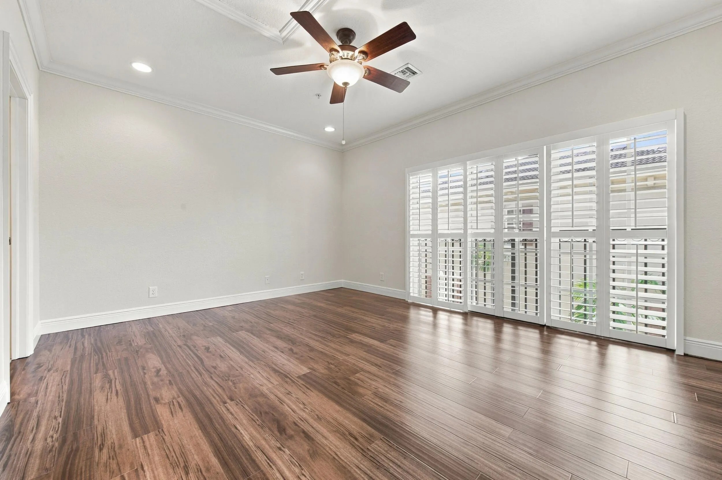 601 S Federal Highway #25