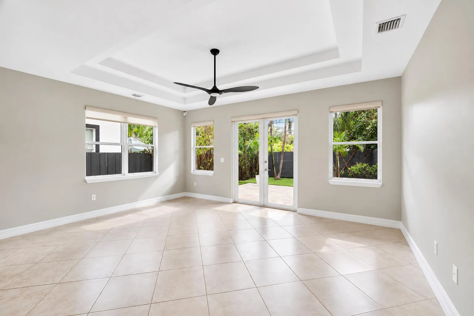 612 SW 10th Street